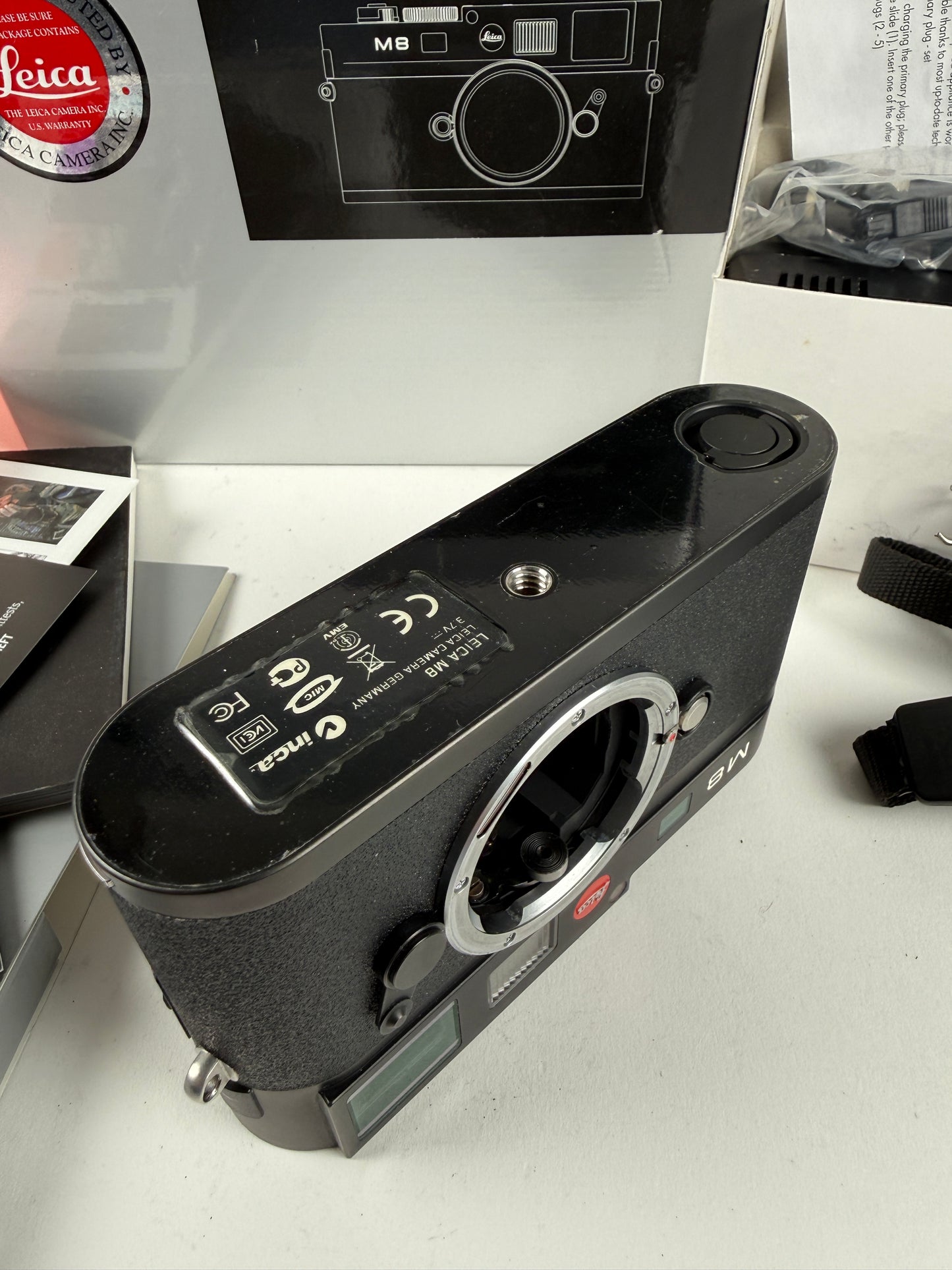 Leica M8 10.3MP Rangefinder Digital Camera Body - Black SC 4836