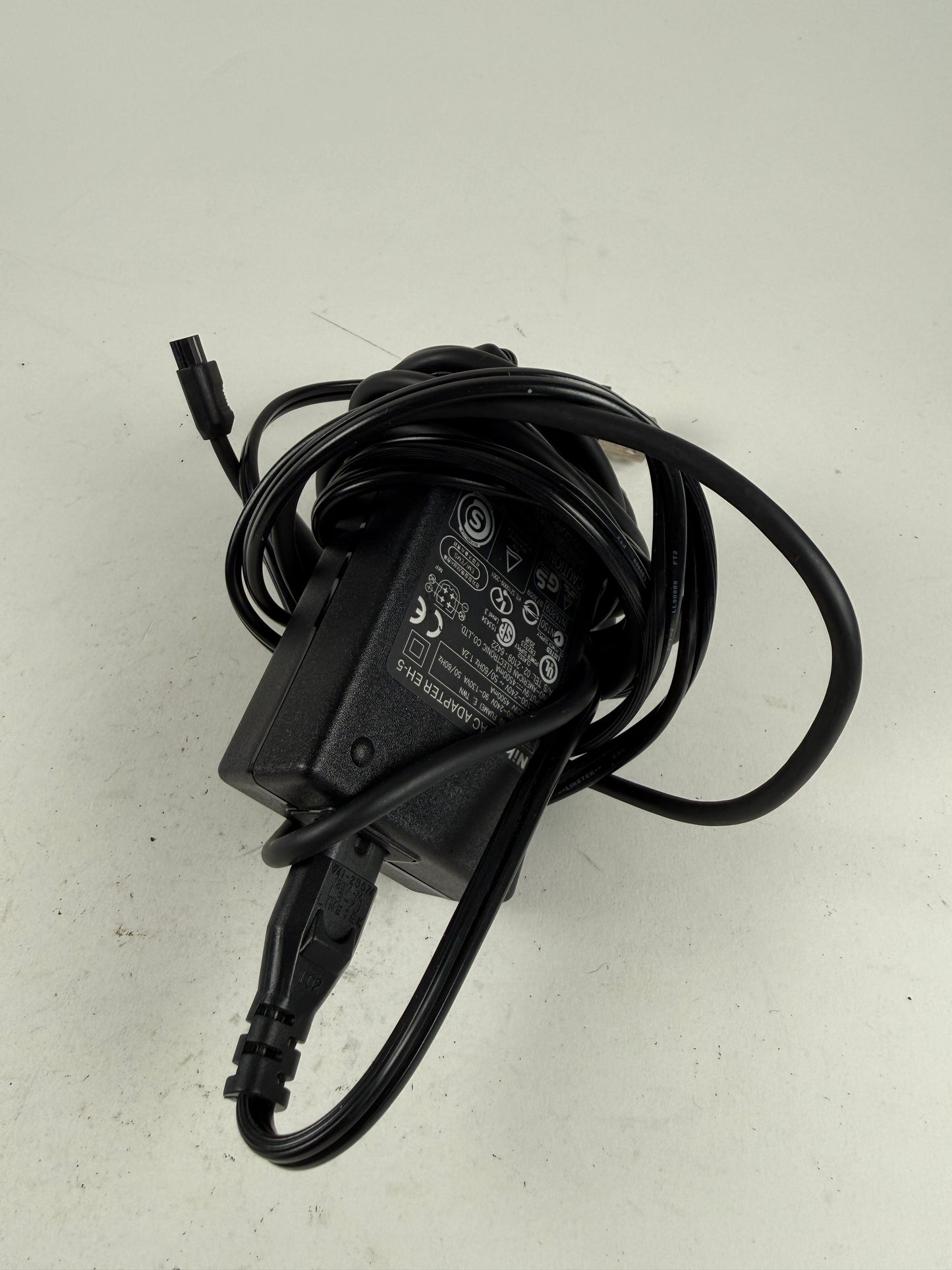 Nikon EH-5 AC Adapter (for many Nikon DSLR's)