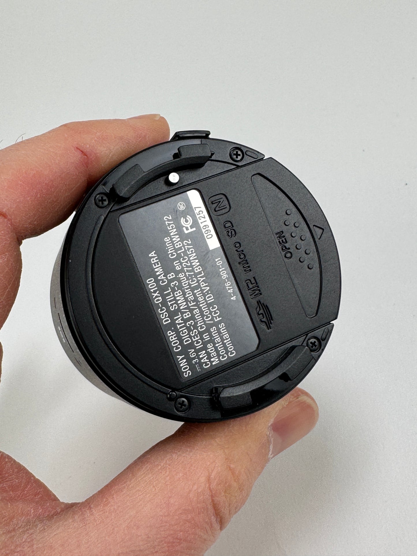 Sony Cyber-Shot DSC-QX100 Digital Camera for Smartphones