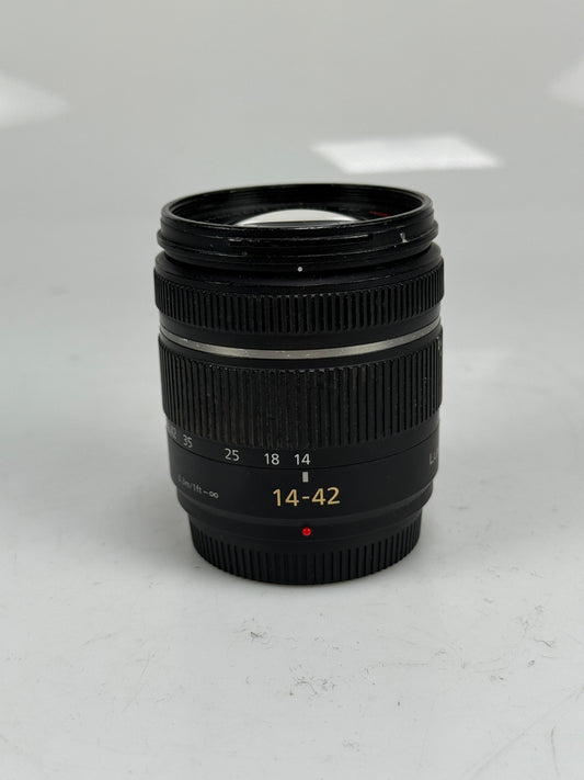 Panasonic Lumix G Vario H-FS014042 14-42mm f3.5-5.6 Asph. Zoom Mega OIS Lens