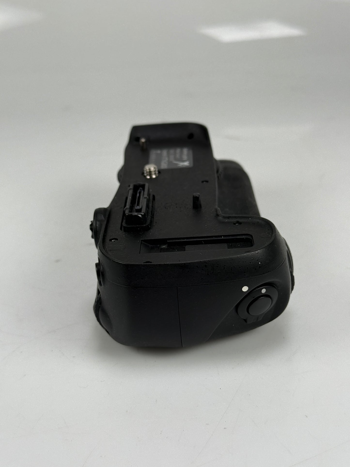 Xit Nikon MB-D12 Battery Grip for D800/D800E/D810/D810A