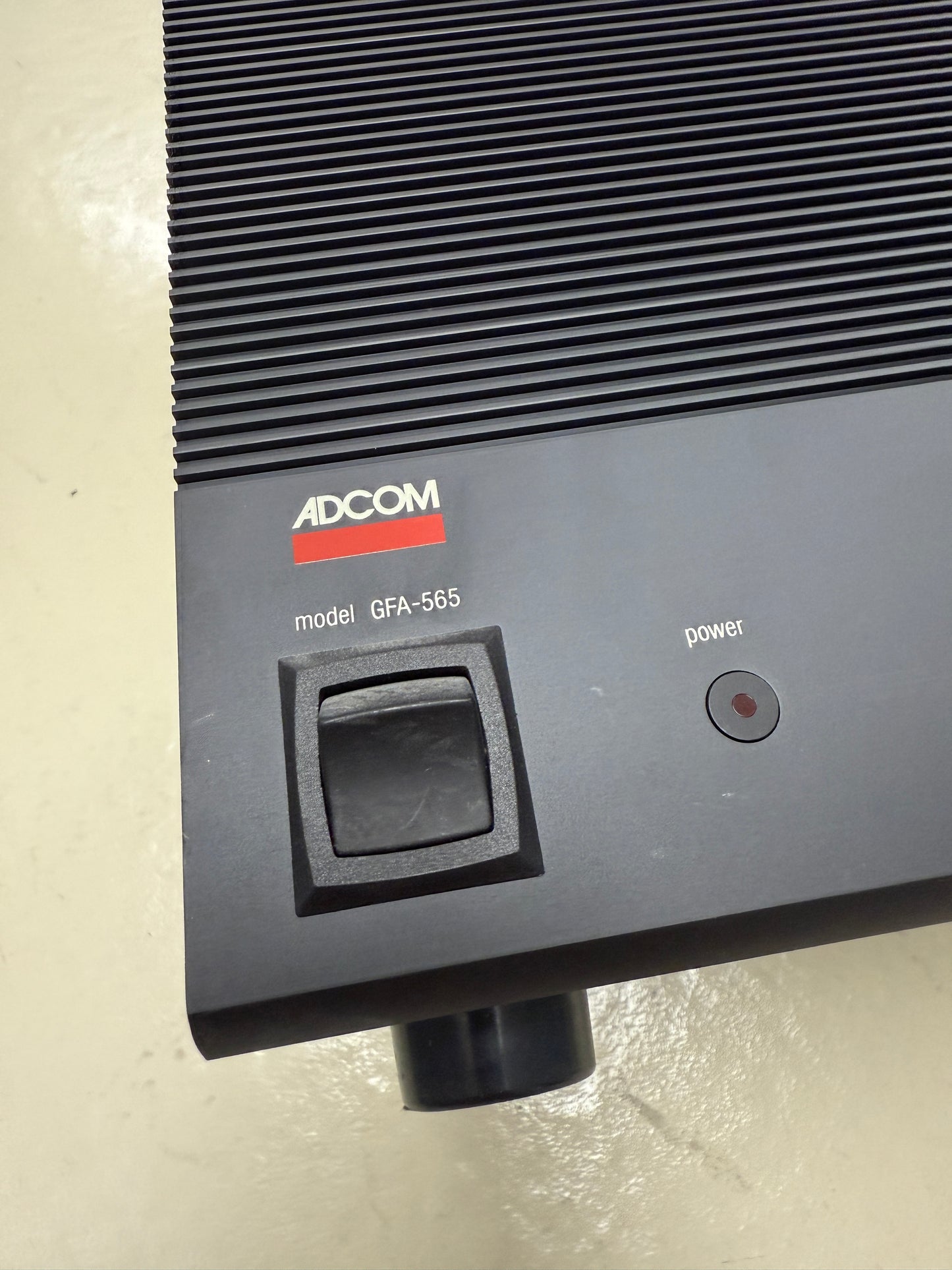 Adcom GFA-565 Monoblock Power Amplifier