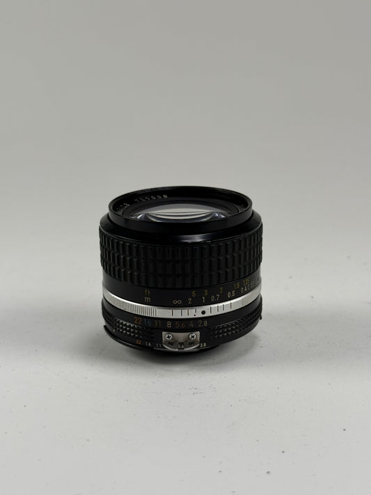 Nikon Nikkor AI-S 24mm f2.8 Lens 24/2.8 AIS