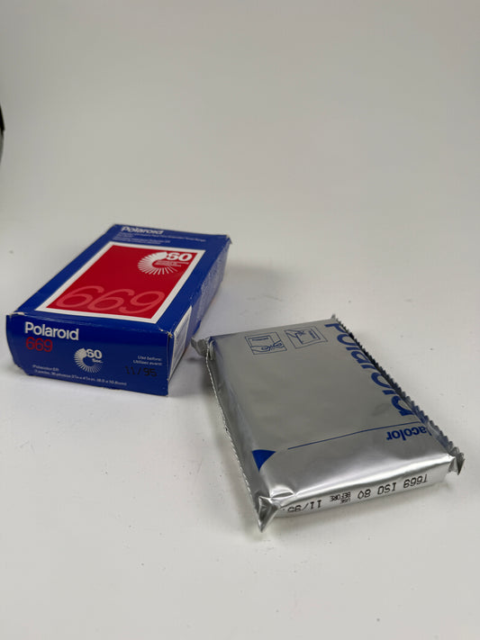 Polaroid polacolor 669 Type Color Film - Pack (10 exposures) 1995