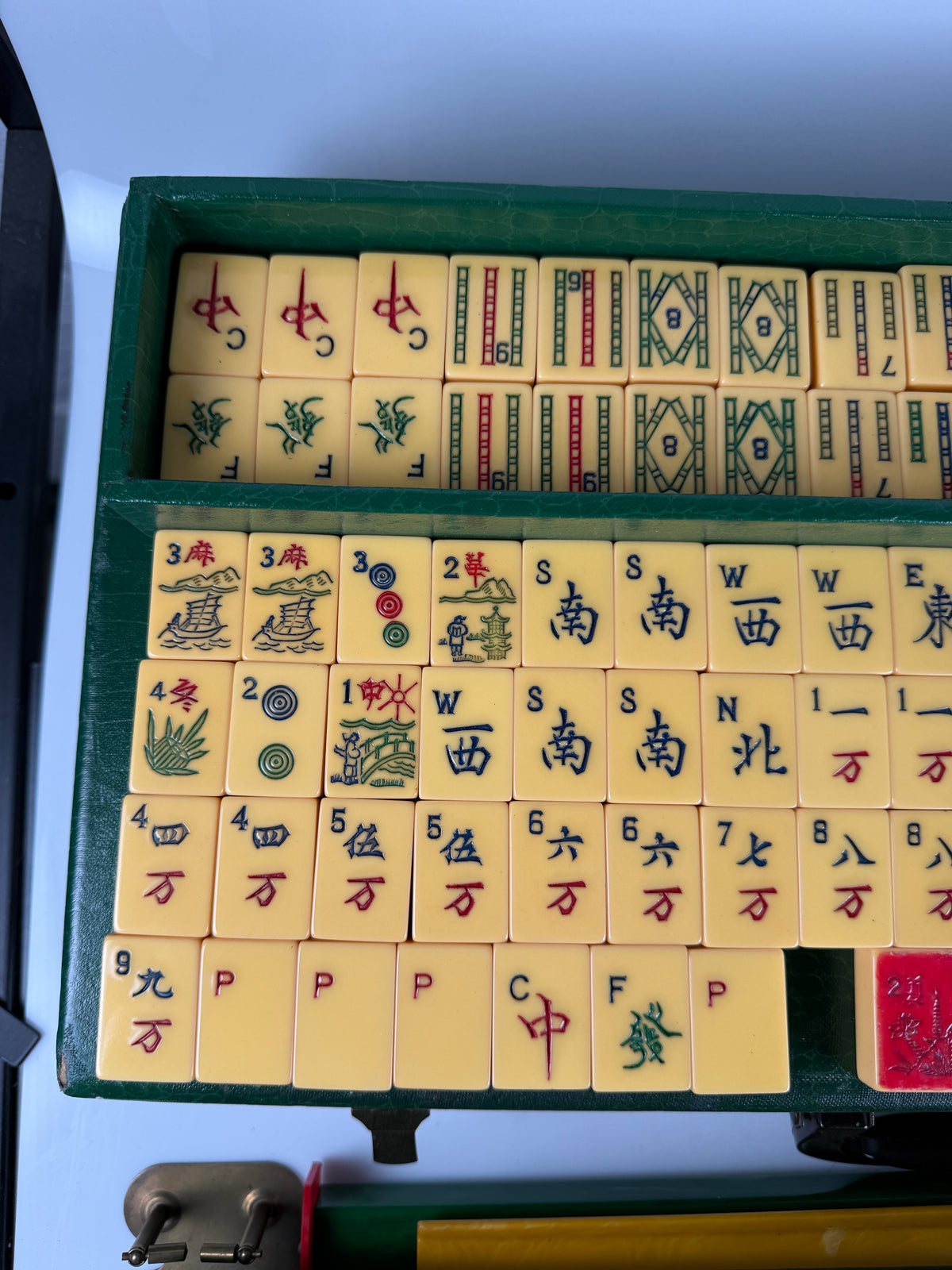 RARE Vintage Mahjong Mah Jong Jongg Bakelite Set with case 162 tiles