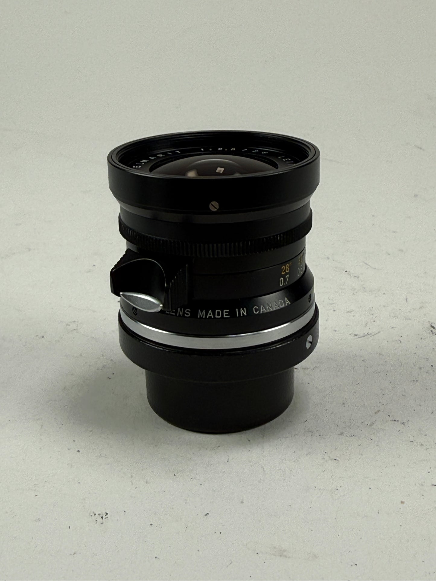 Leica 28mm f2.8 Elmarit V1 9 Element Lens Infinity Lock w/ caps