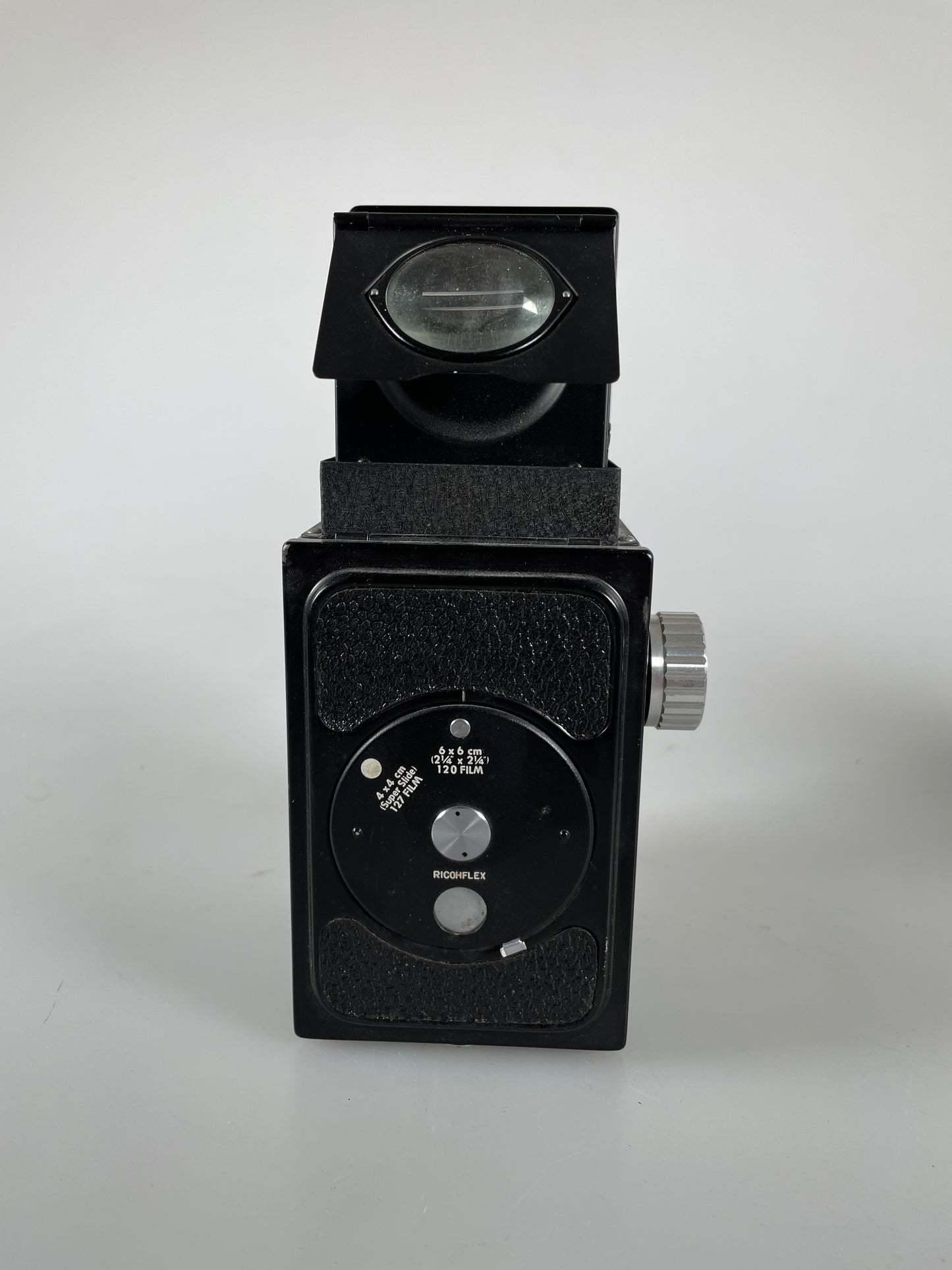 Ricoh Super Ricohflex 6x6 120 Roll Film Camera with 8cm f3.5 Lens