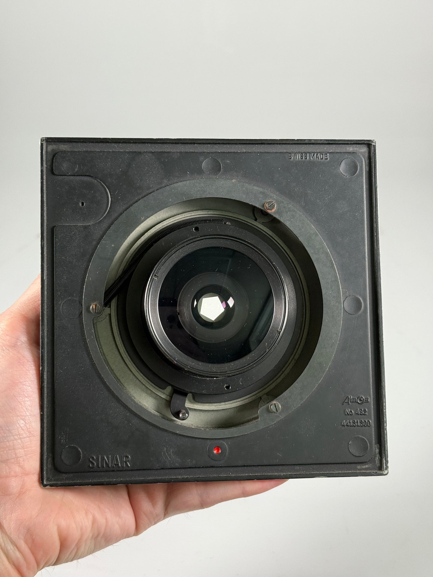Schneider Kreuznach Super Angulon 90mm f8 lens in DB shutter