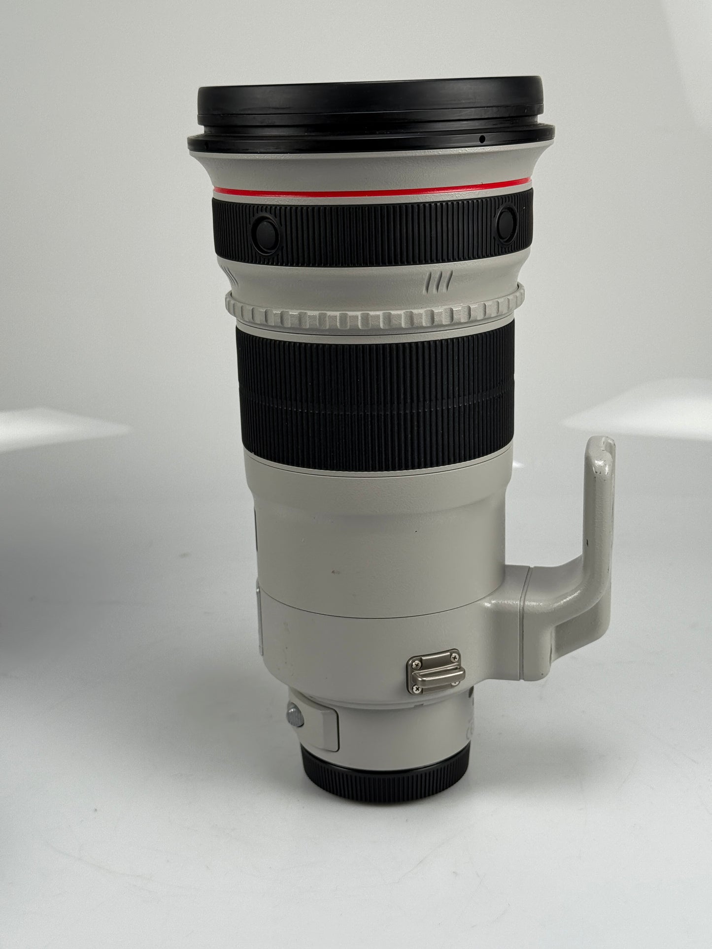 Canon EF 300mm F2.8 L IS II USM Lens