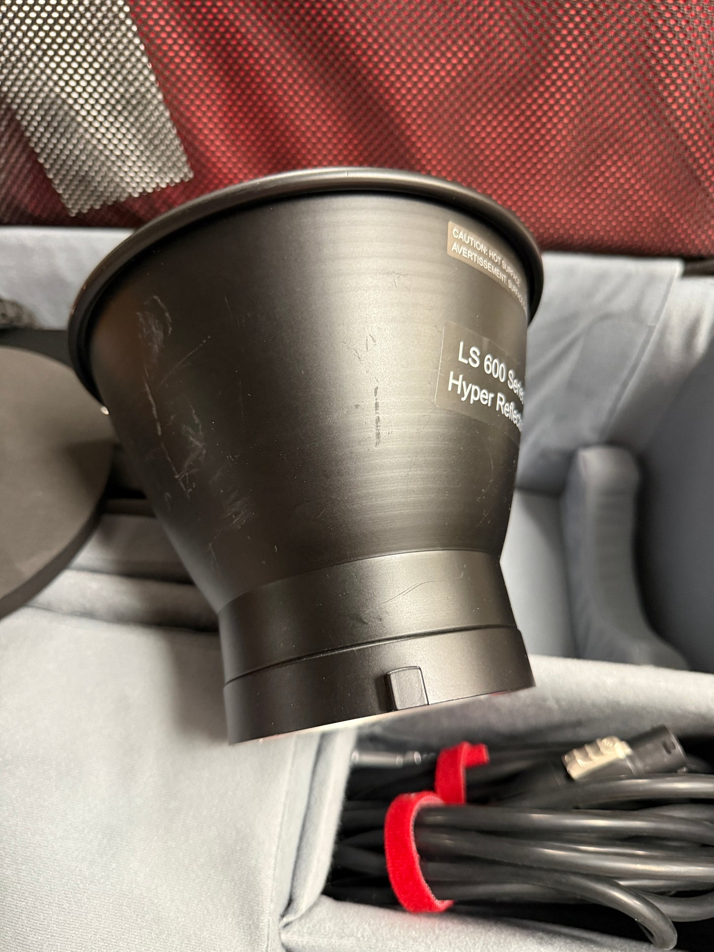 Aputure LS 600x Pro Bi-Color LED Monolight (V-Mount)