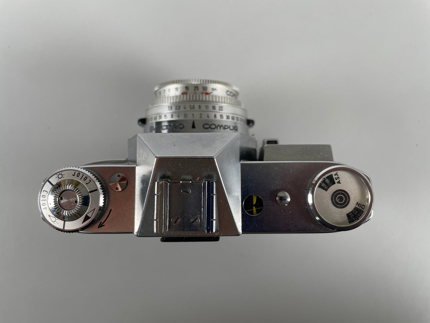 Kodak Retina Reflex III 35mm SLR Film Camera with 50mm f2.8 Lens