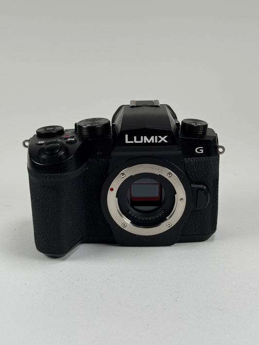 Panasonic Lumix DC-G95 Mirrorless 20.3MP Digital Camera