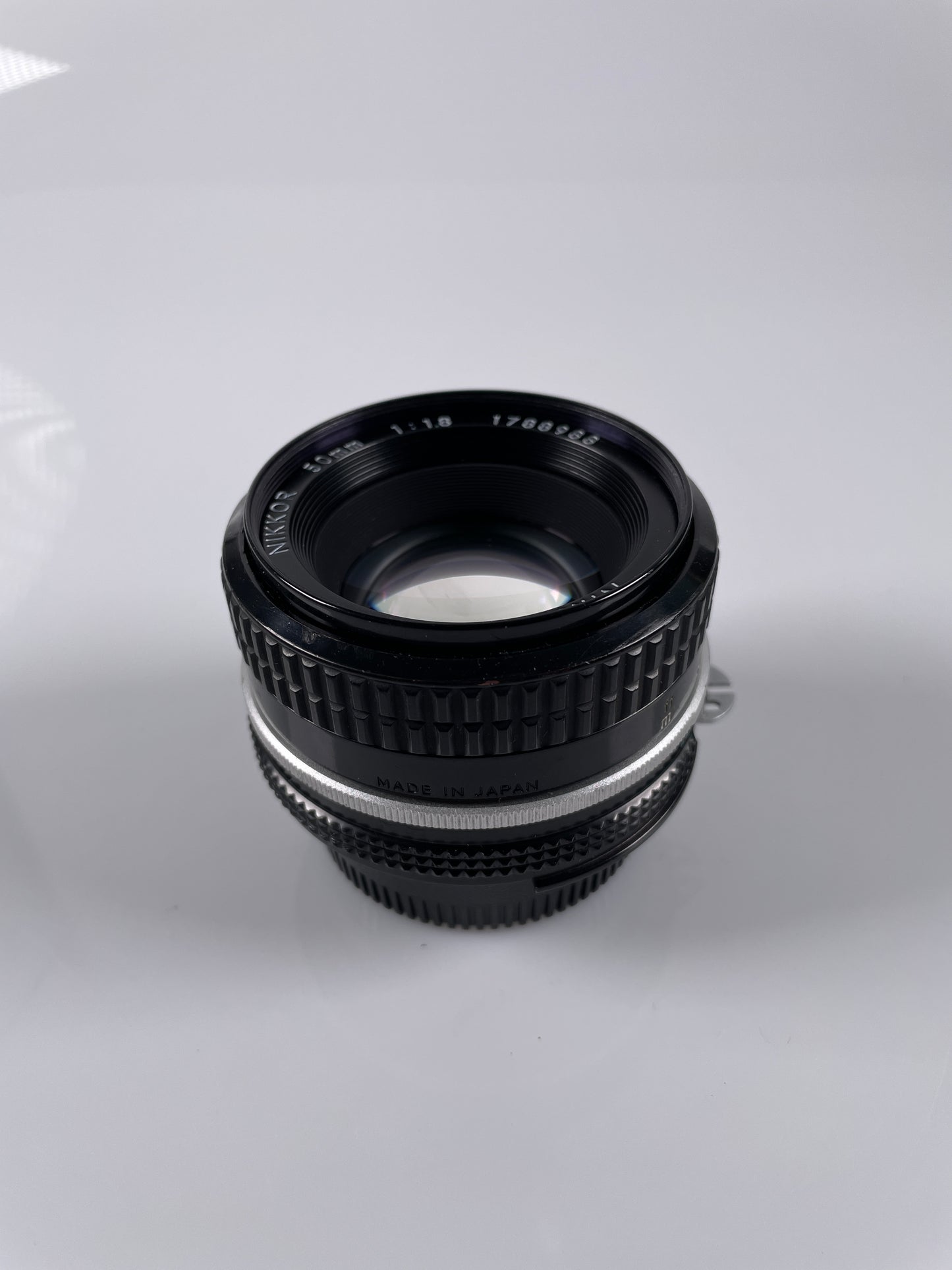 Nikon Nikkor Ai-s AIS 50mm f1.8 Lens Prime SLR