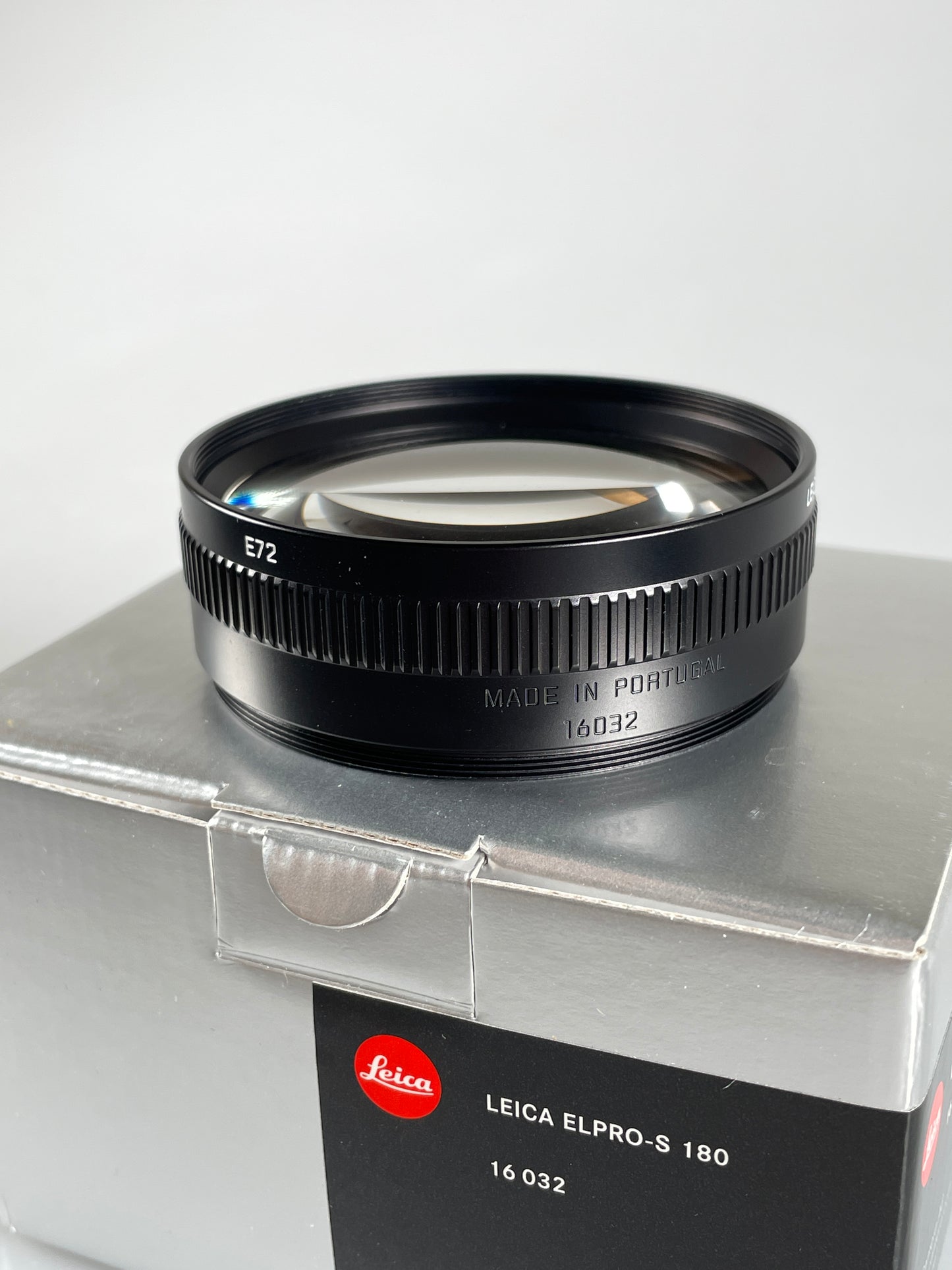 Leica 16032 ELPRO-S 180mm Close-Up Converter Lens (Screw-on)