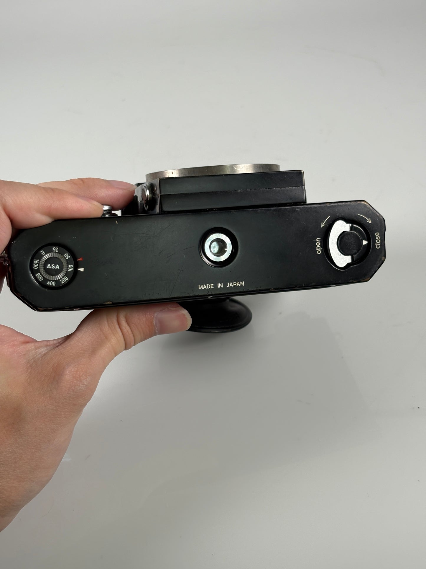 Nikon F Black body prism eye level finder 35mm film camera