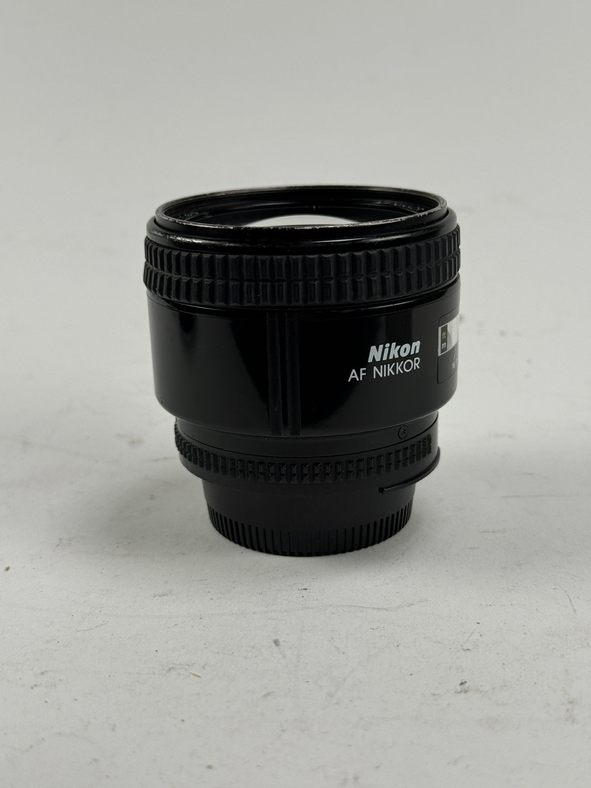 Nikon AF Nikkor 85mm f1.8 D Lens