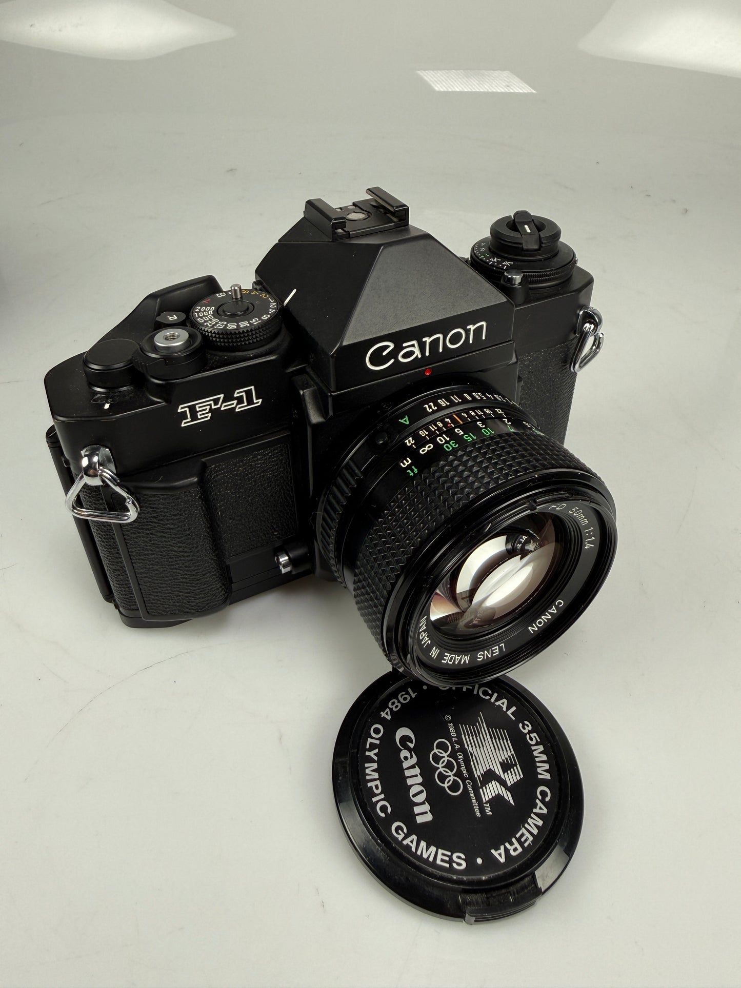 Canon NEW F-1 N 35mm SLR Film Camera black Body w/ 50mm f1.4 FD