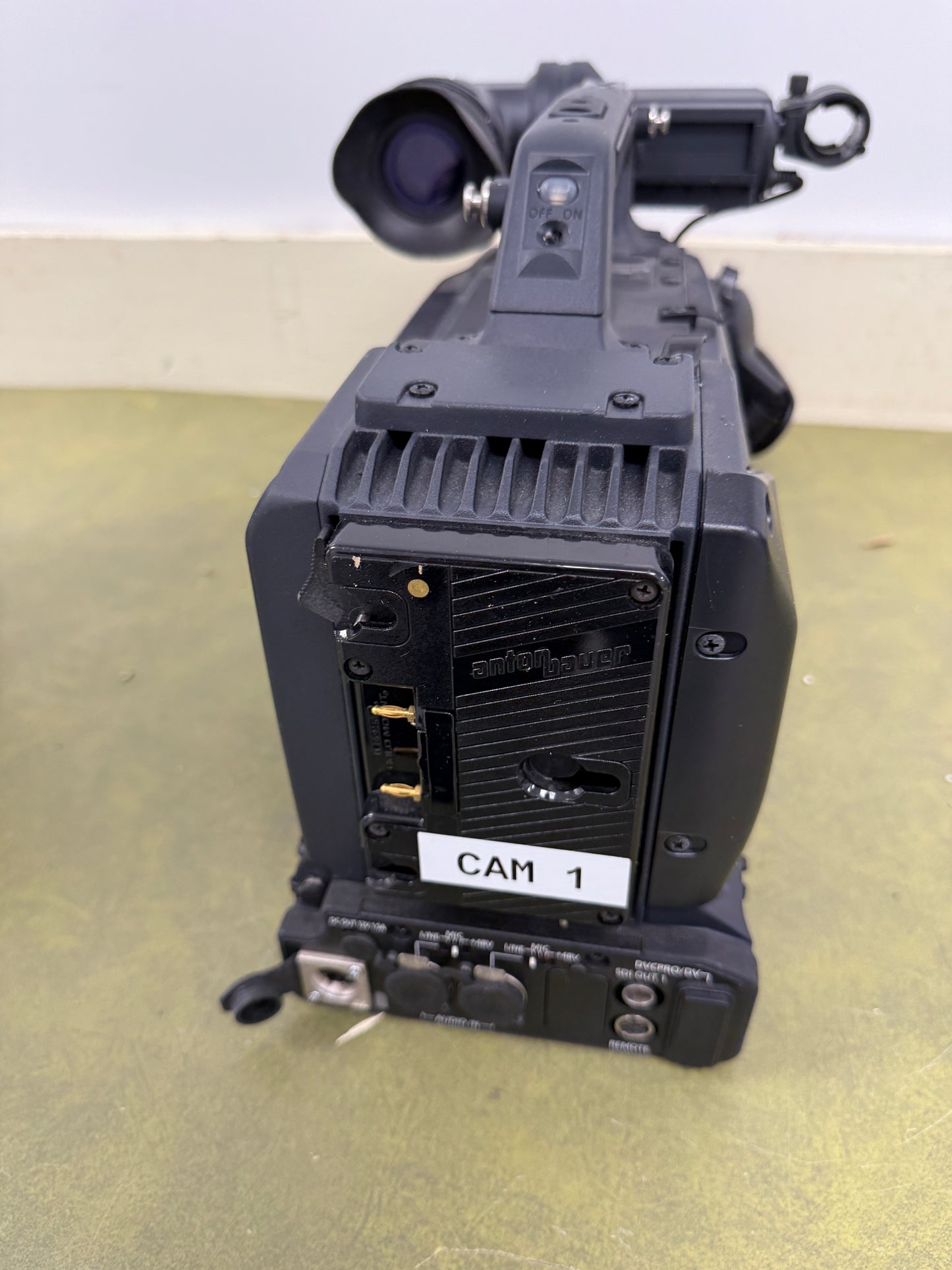 Panasonic AG-HPX370P P2 Camcorder with Fujinon T17X4.5BRM-L14 f1.6/5-77mm Lens