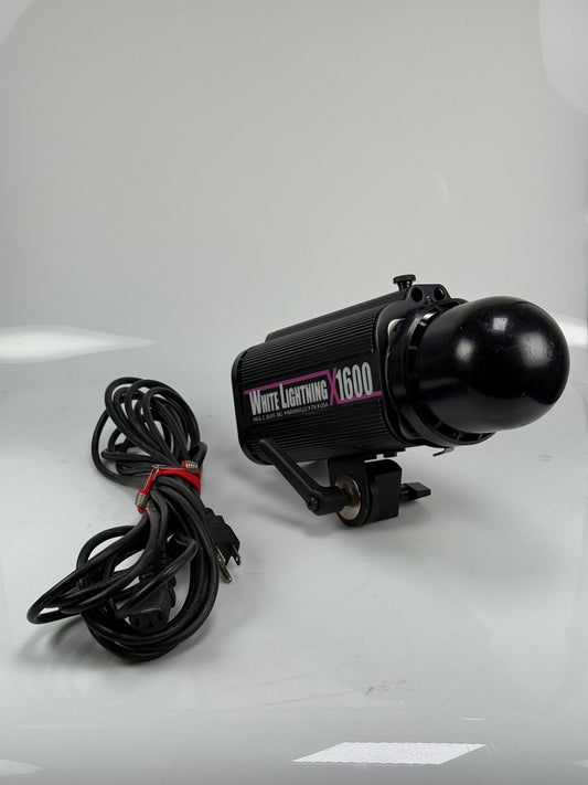 White Lightning X1600 Monolight Studio Flash