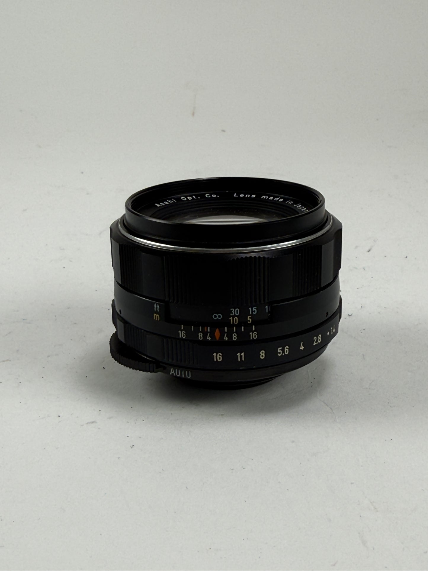 ASAHI PENTAX SUPER TAKUMAR 50mm F1.4 M42 lens