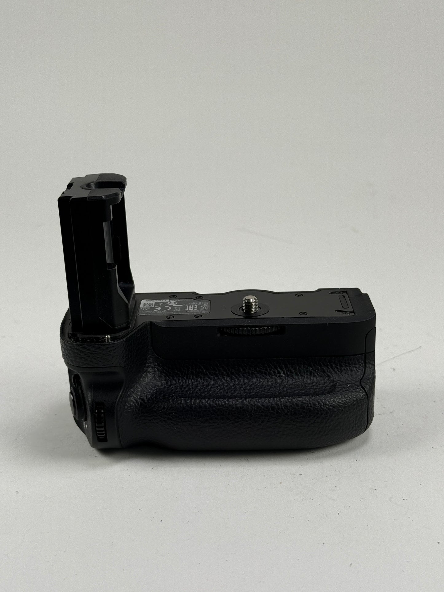 Sony VG-C3EM Vertical Battery Grip for a9, a7 III, & a7R III