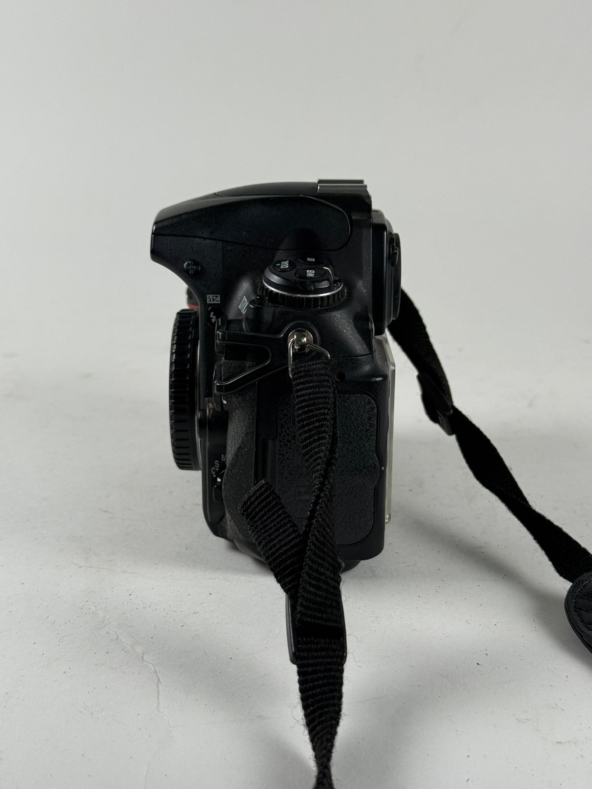 Nikon D700 12.1MP Digital SLR Camera Body