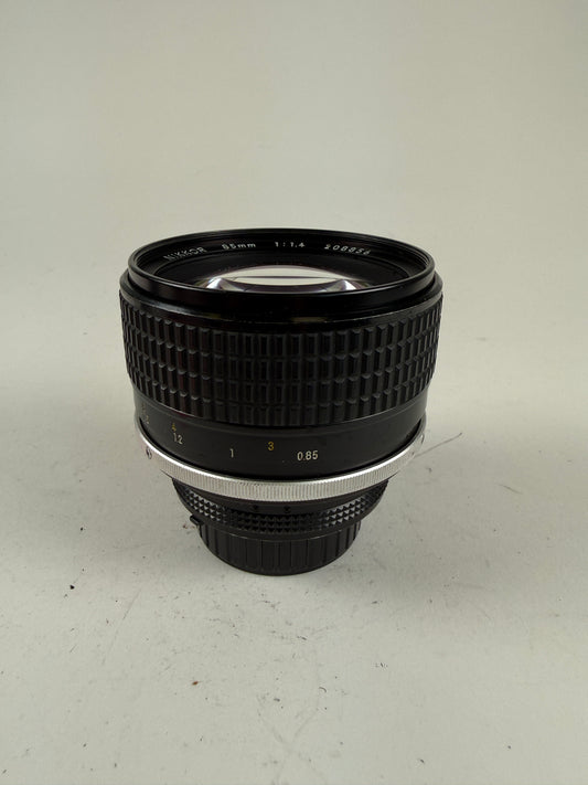 Nikon Nikkor Ais 85mm f1.4 Lens Prime SLR