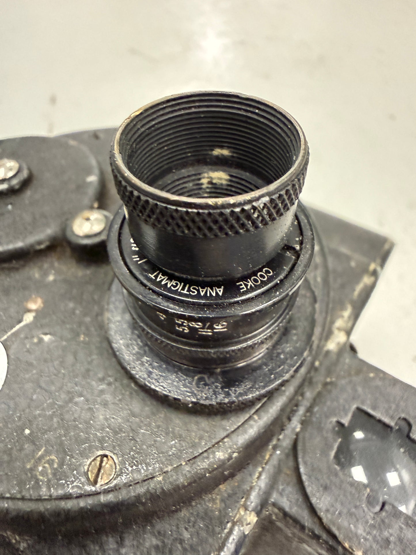 Bell & Howell Filmo automatic cine camera 16mm w/ Cooke 1 inch oens