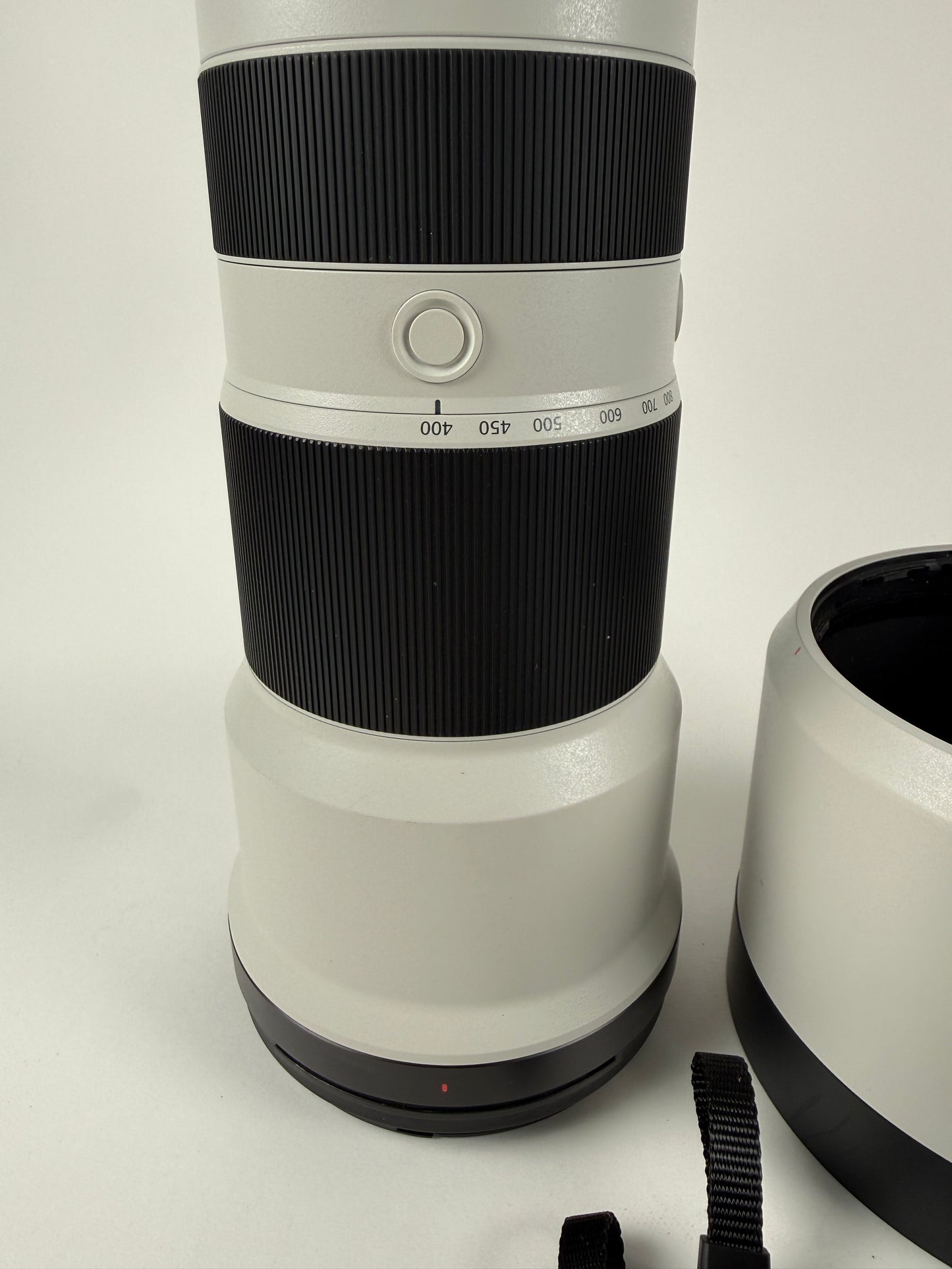 Sony FE 400-800mm f6.3-8 G OSS Lens Super Telephoto Zoom