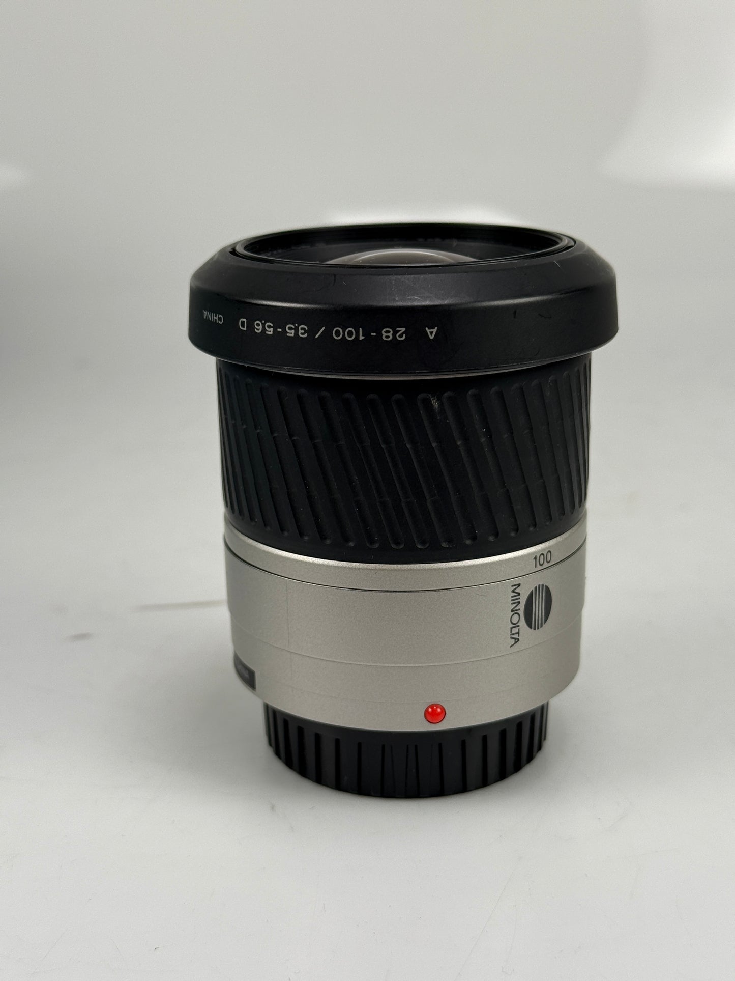 Minolta Maxxum 5D Date w/AF 28-100mm f3.5-5.6 d lens kit