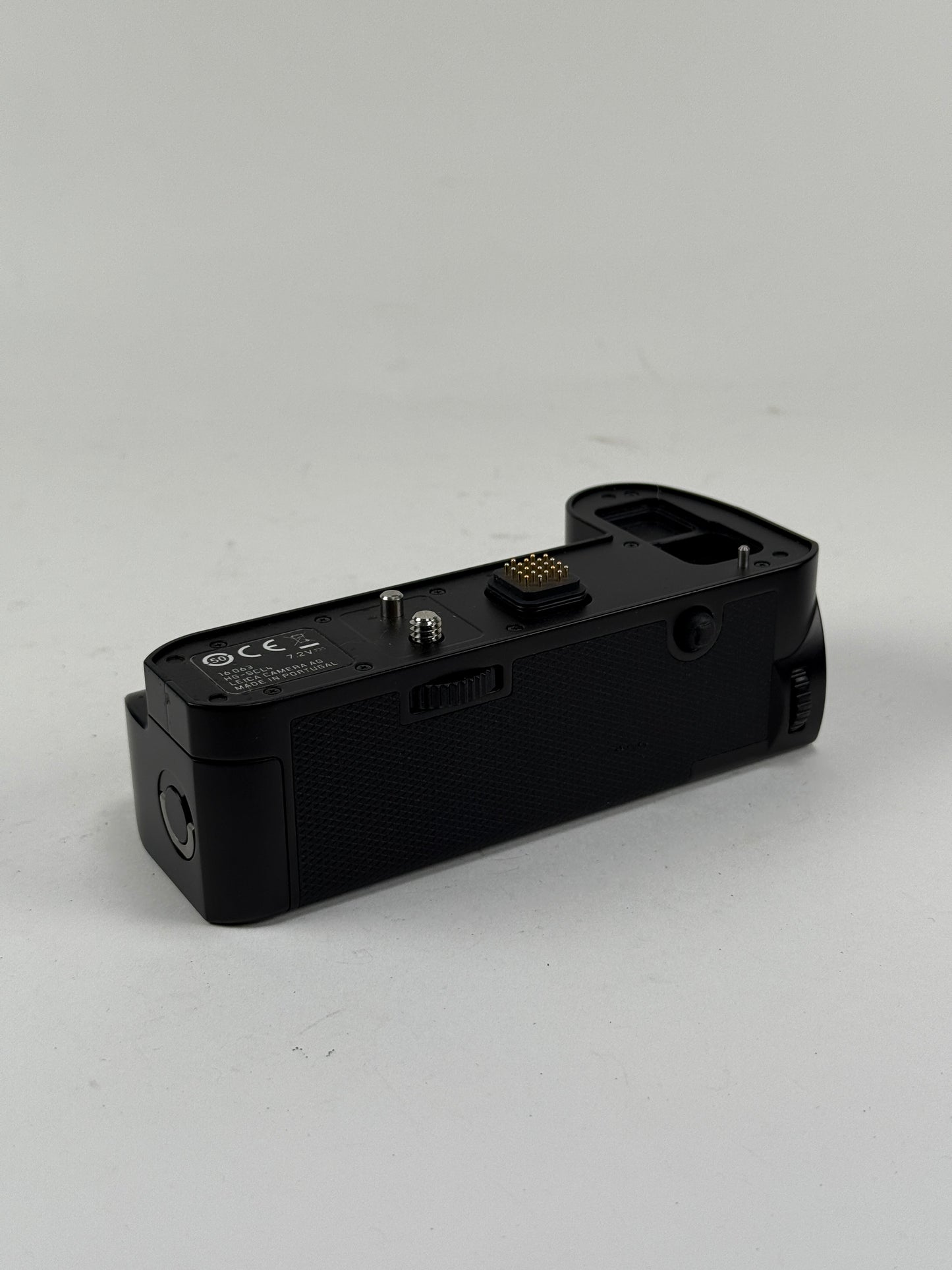 Leica HG-SCL4 Multifunction Handgrip for SL 16063