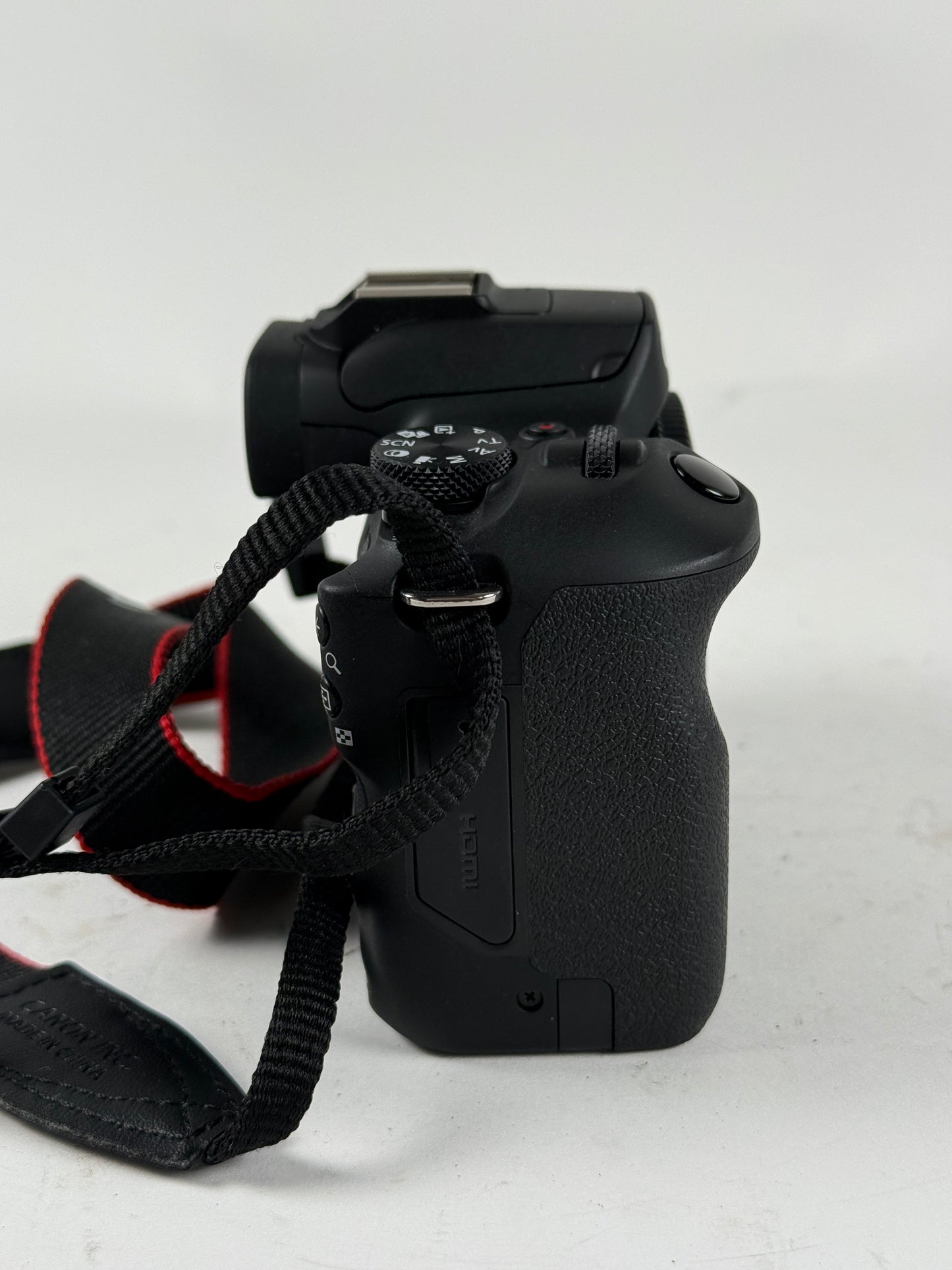Canon EOS R100 Mirrorless Digital Camera Body