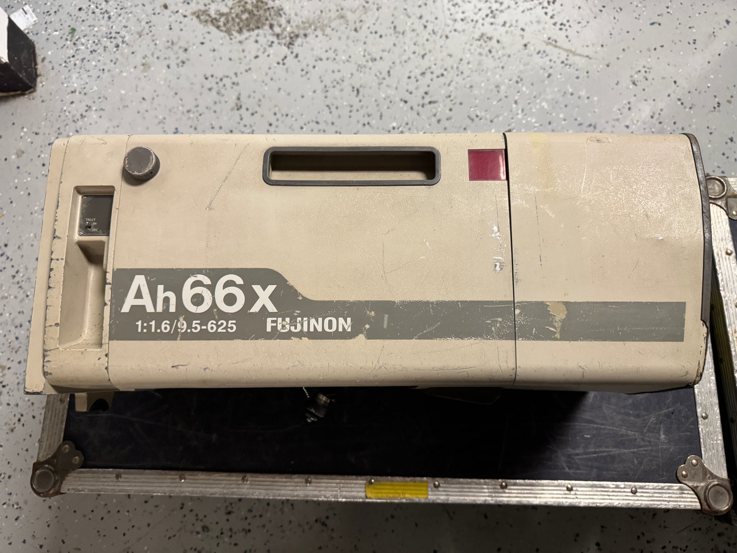 Fuji Fujinon AH66x9.5 BESM 2/3" HDTV Telephoto Lens 66x Zoom 9.3 to 615mm
