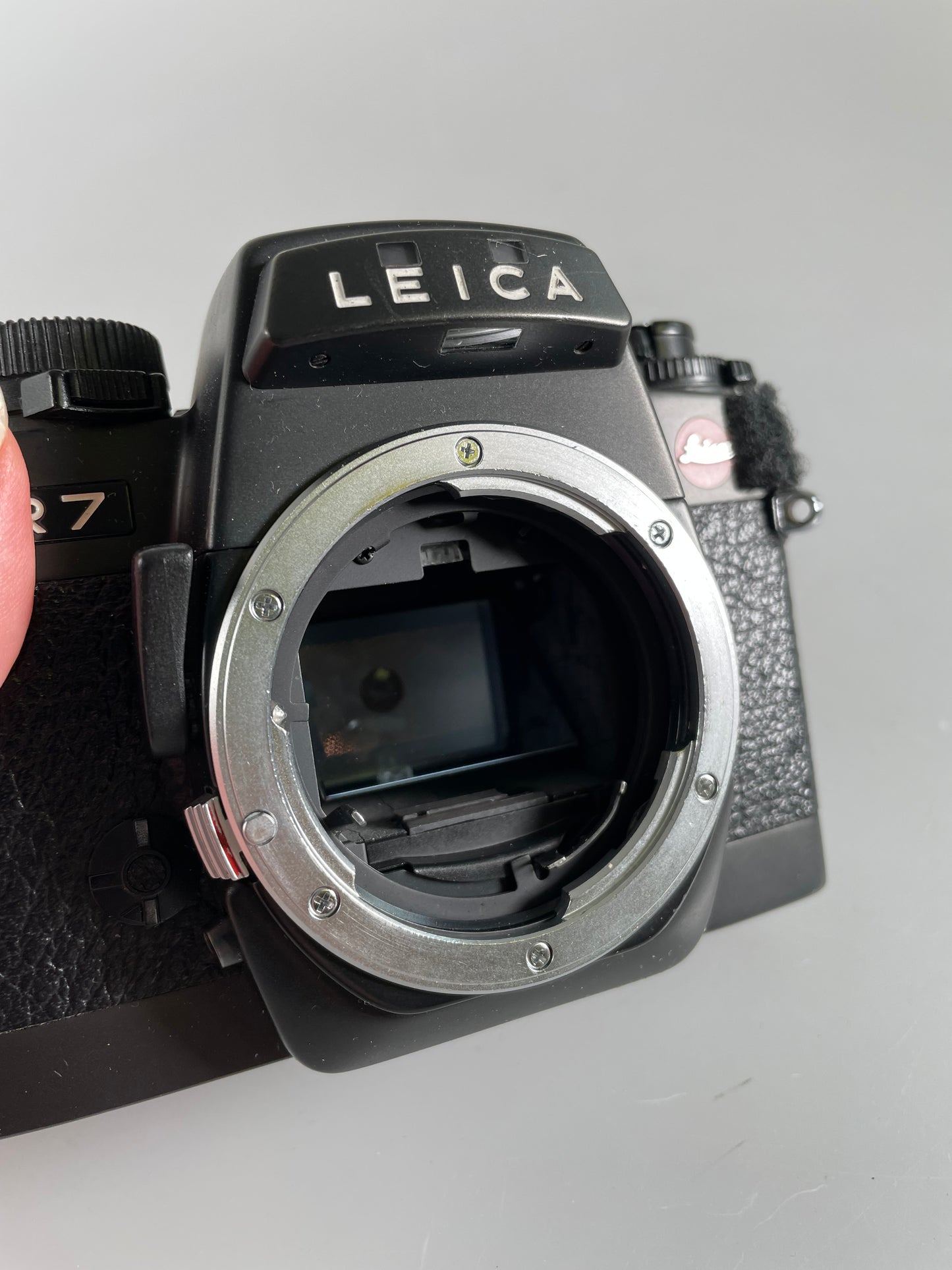 Leica R7 SLR Film Camera Body Black