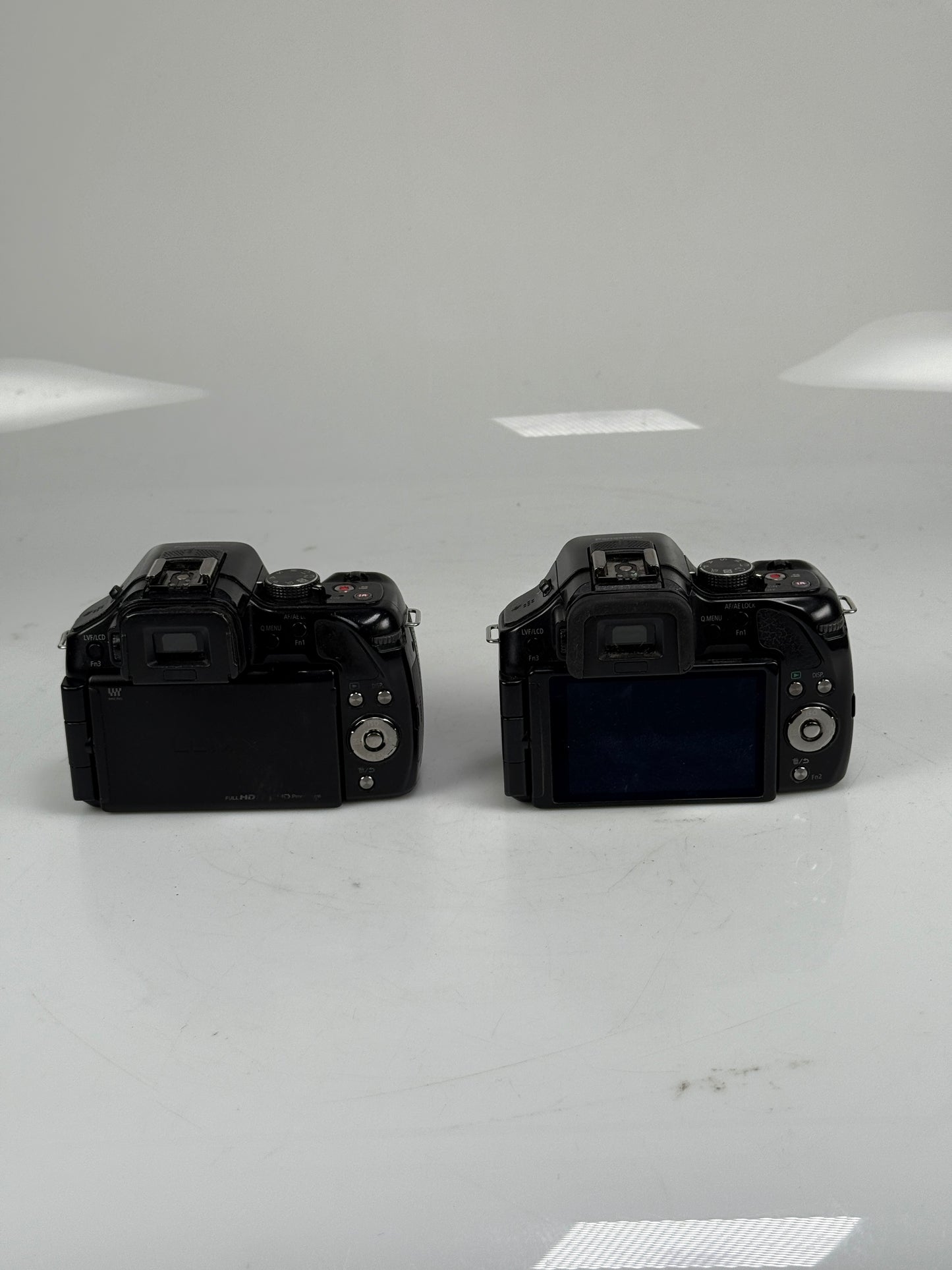 Panasonic Lumix DMC-G5 Mirrorless MFT Digital Camera Body lot of 2