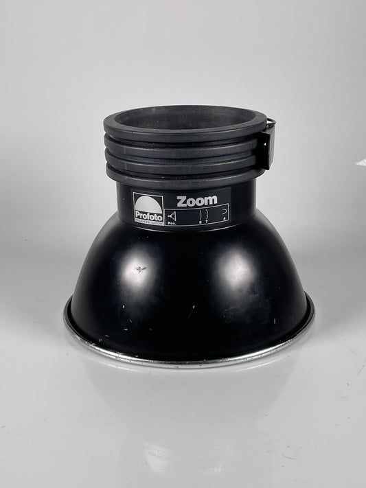 Profoto 100610 Zoom Reflector (45-105 degrees) - Used