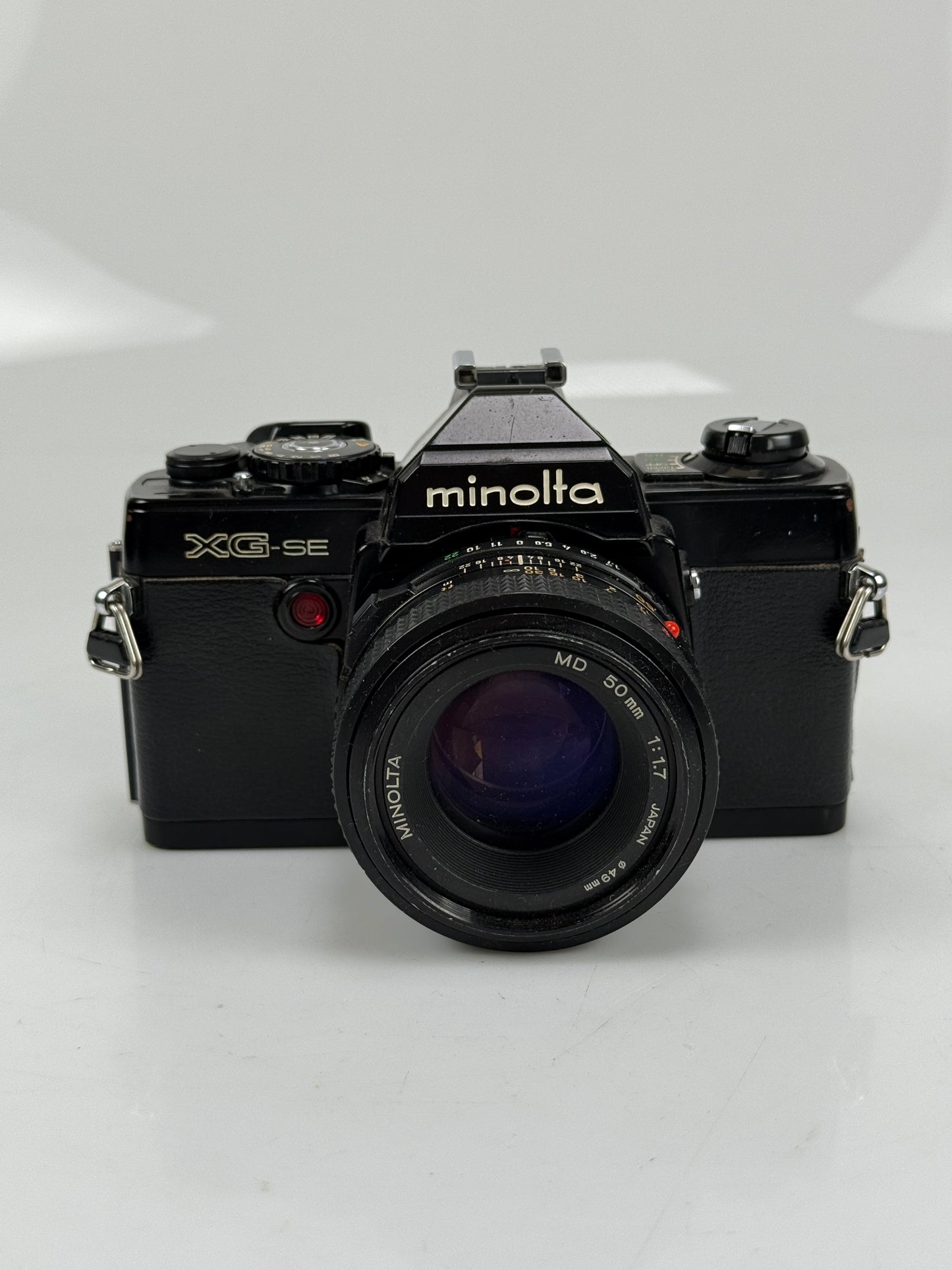 Minolta XG-SE Black 35mm SLR Film Camera Body MD MC SR w/ 50mm f1.7 kit