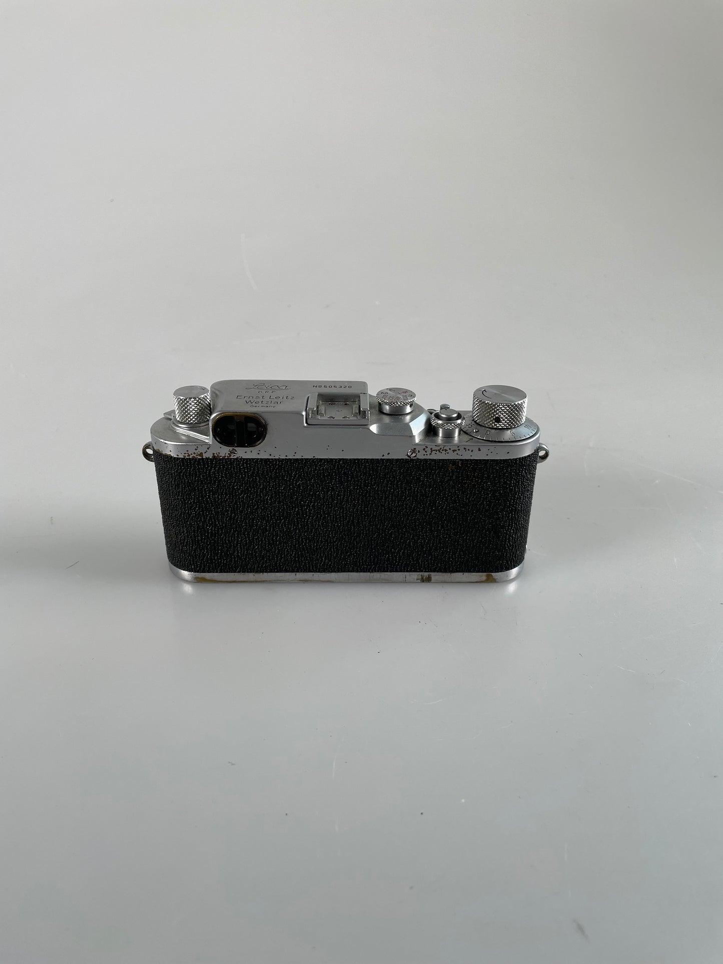 Leica IIIc rangefinder 35mm camera body LATE 505xxx shark skin