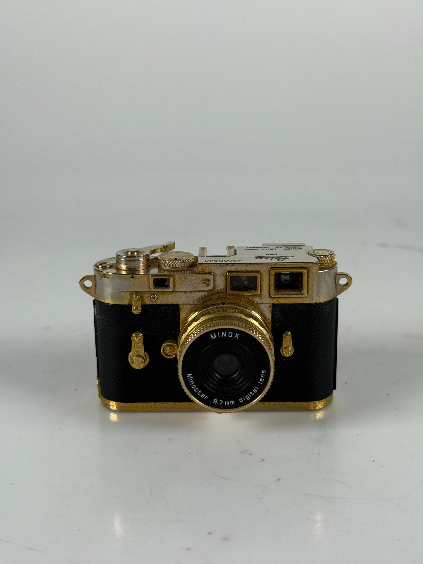 Minox Leica M3 Mini Digital Camera 5MP Classic Replica Gold edition RARE