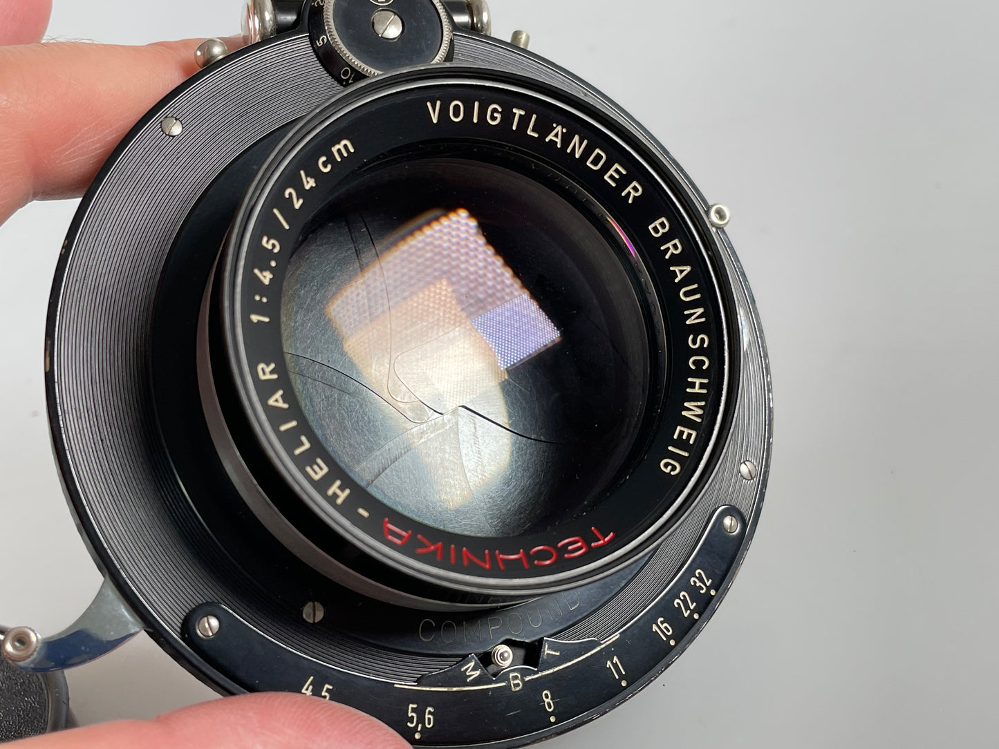 Voigtlander Heliar 24cm 240mm f4.5 Technika large format lens with compound shutter