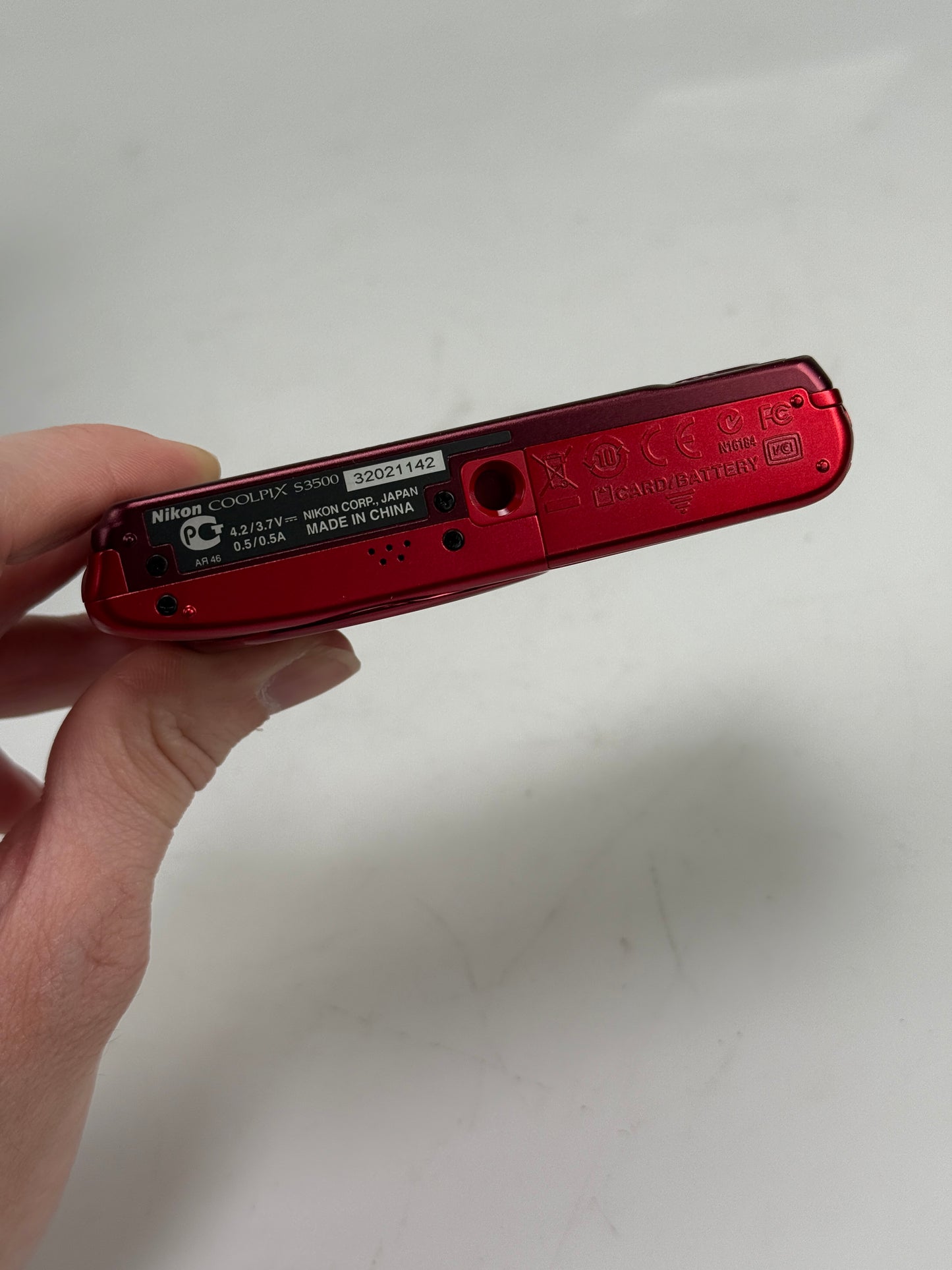 Nikon Coolpix S3500 20.1MP Digital Camera Red