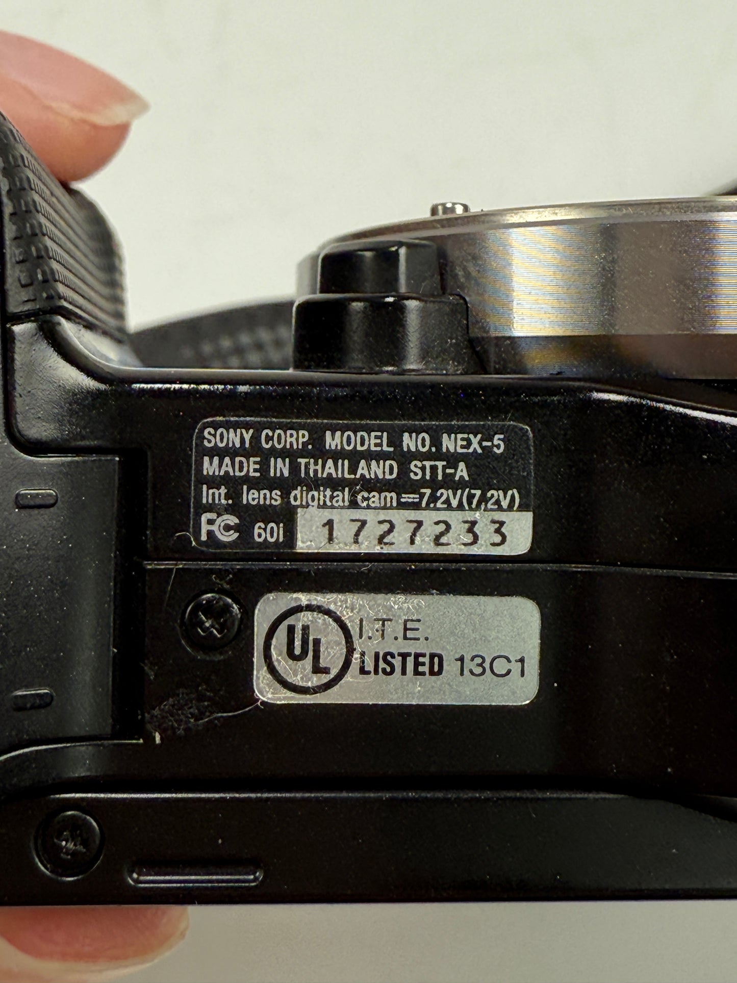 Sony NEX-5 14.2MP Mirrorless Digital Camera Black