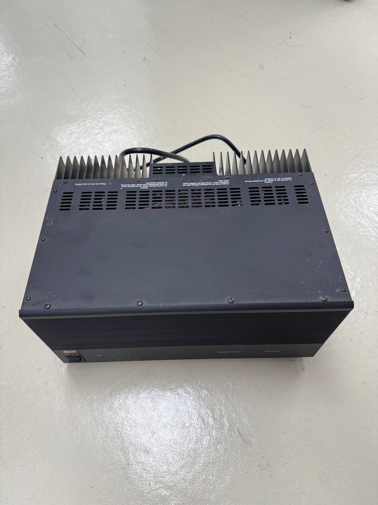 Adcom GFA-565 Monoblock Power Amplifier