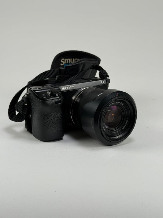 Sony Alpha NEX-7 24.3MP Body with 18-55mm OSS  Digital Mirrorless Camera Kit