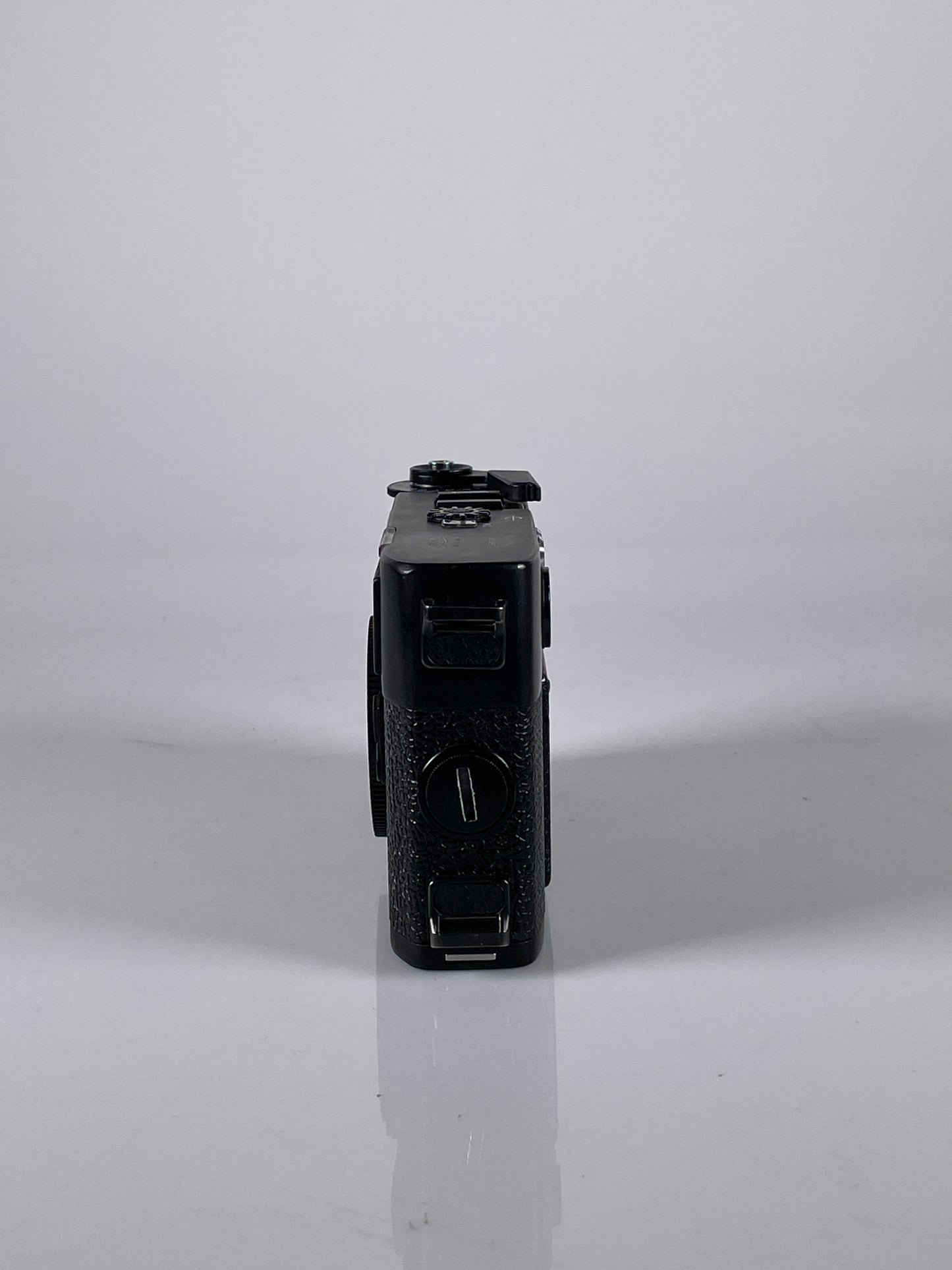 Leica M5 Black Chrome 35mm Rangefinder Film Camera 2 lug