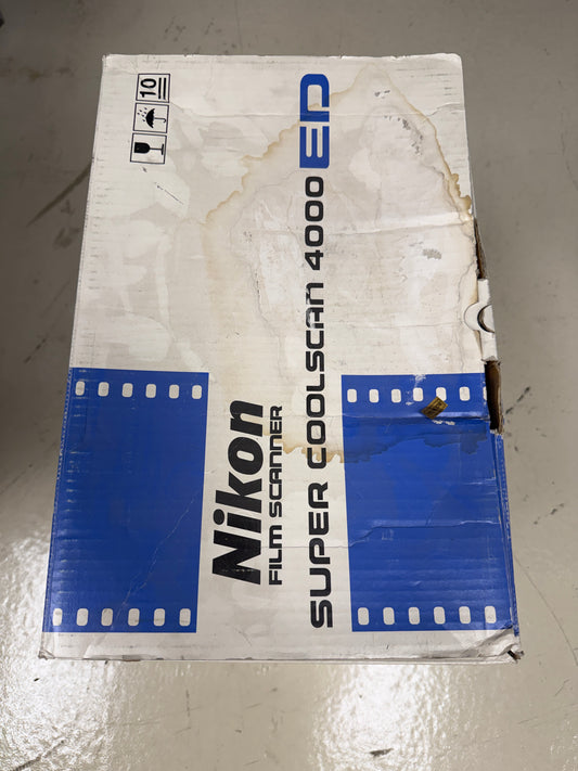 Nikon Super Coolscan 4000 ED Film Scanner original box (Copy)