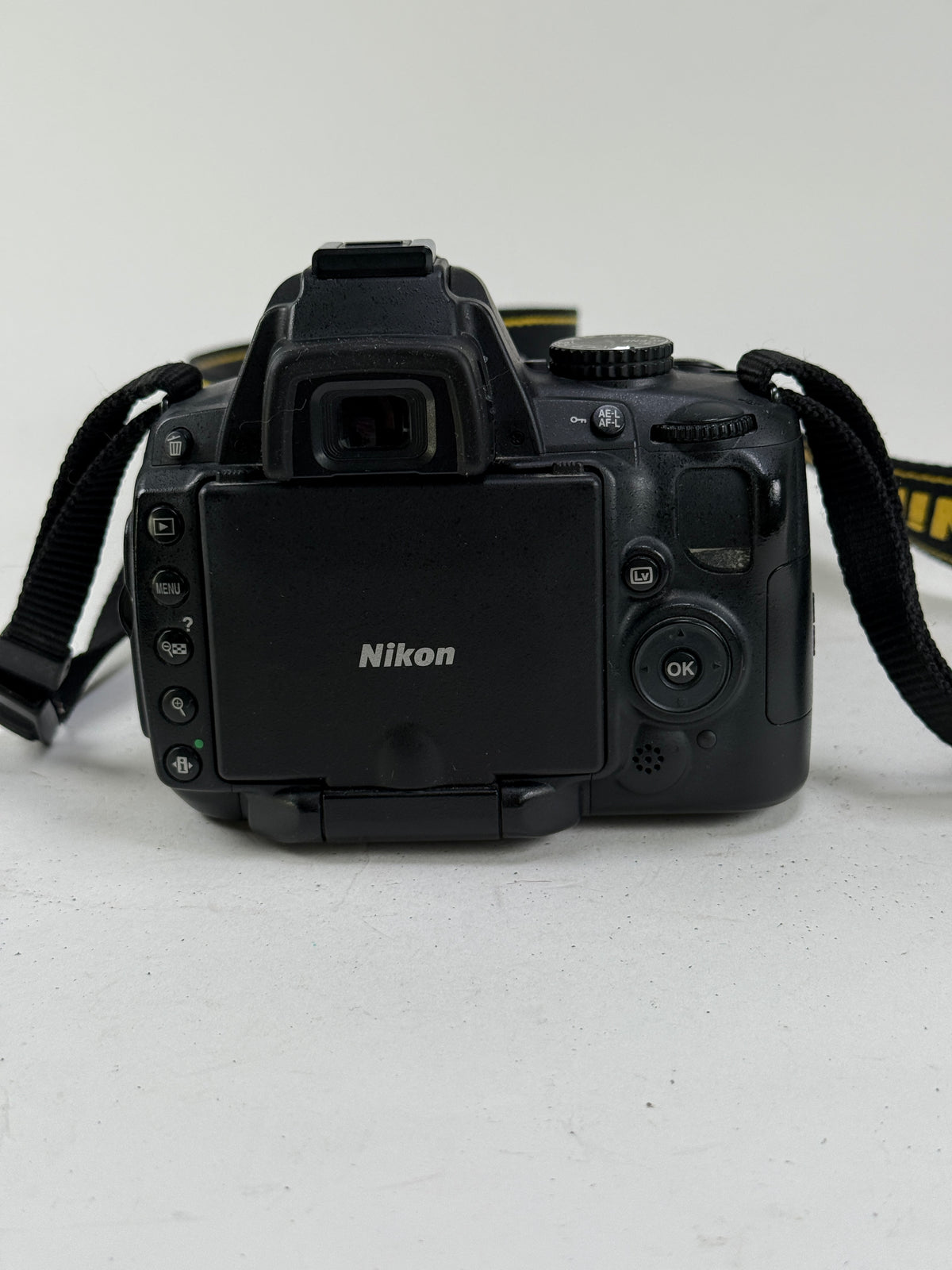 Nikon D5000 DSLR digital Camera kit 18-55mm, 55-200mm lens, case