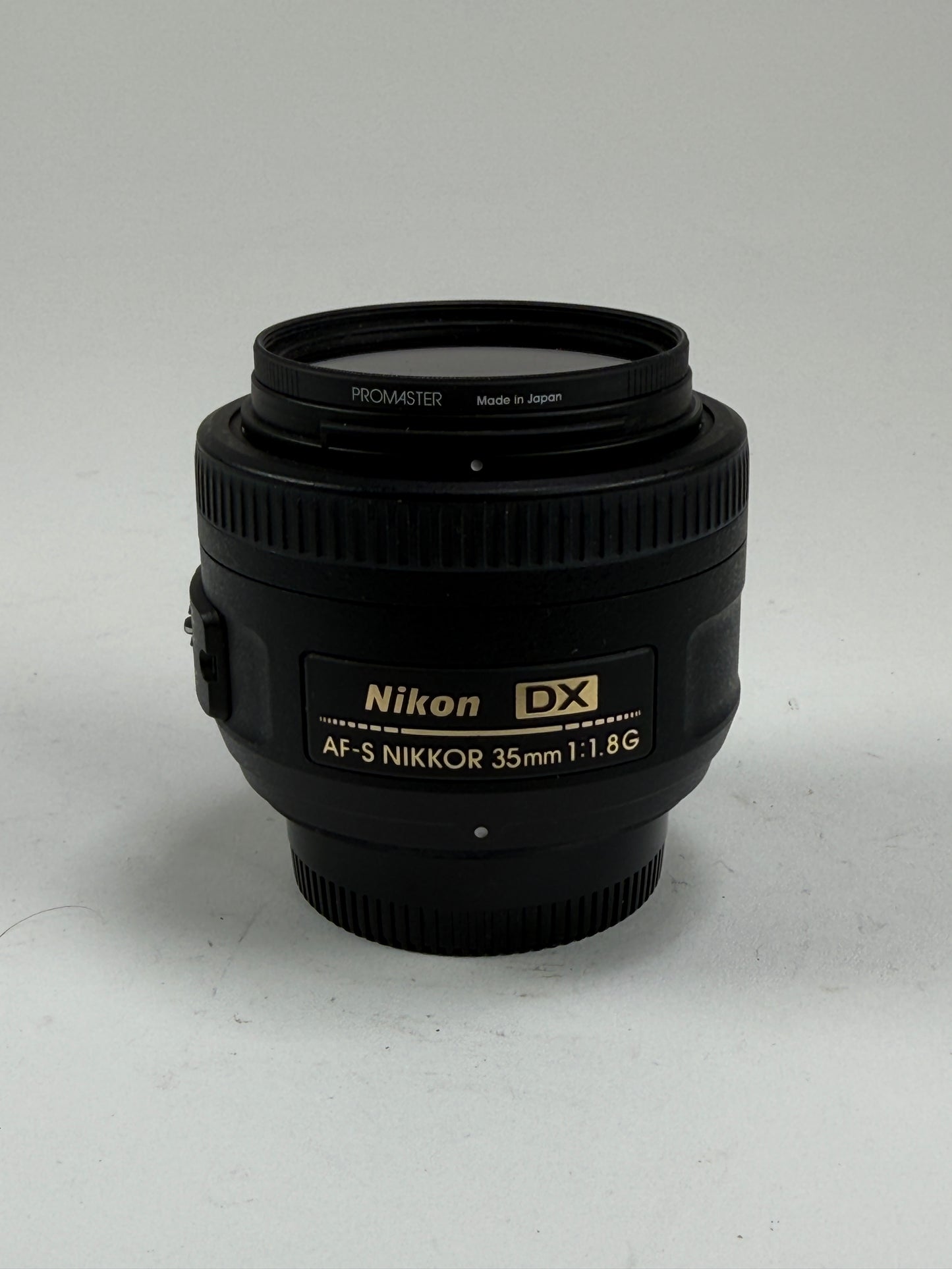 Nikon 35mm f1.8G AF-S DX Lens for Nikon DSLR Cameras