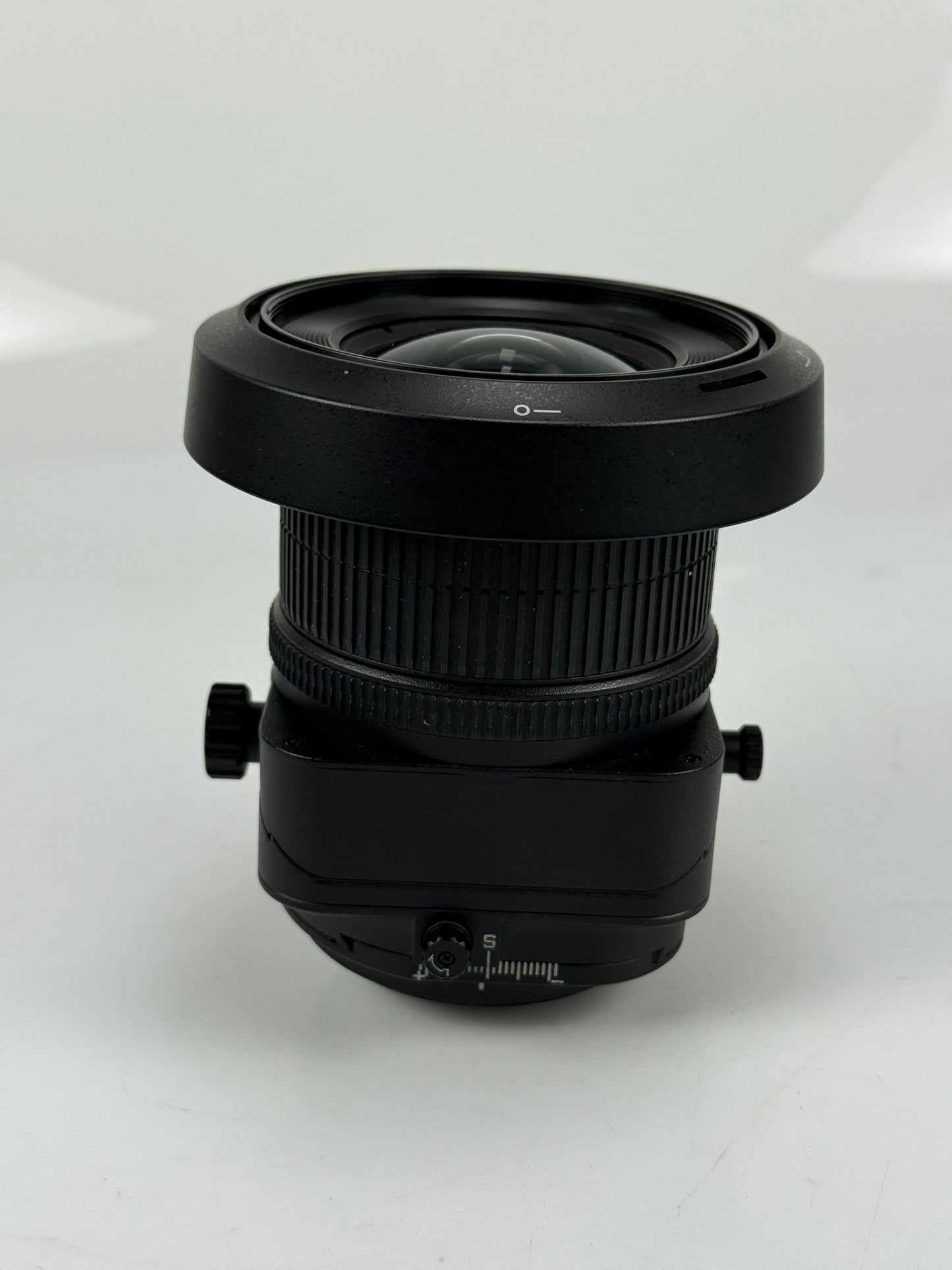Nikon Nikkor PC-E 24mm f3.5 D ED Lens