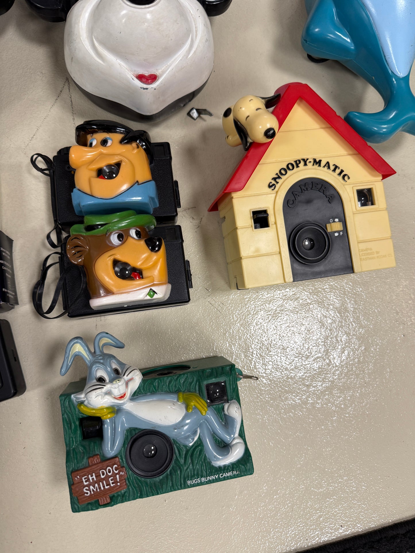 Large lot of Rare Vintage film cameras Charlie tuna, snoopy, Mickey, bugs bunny